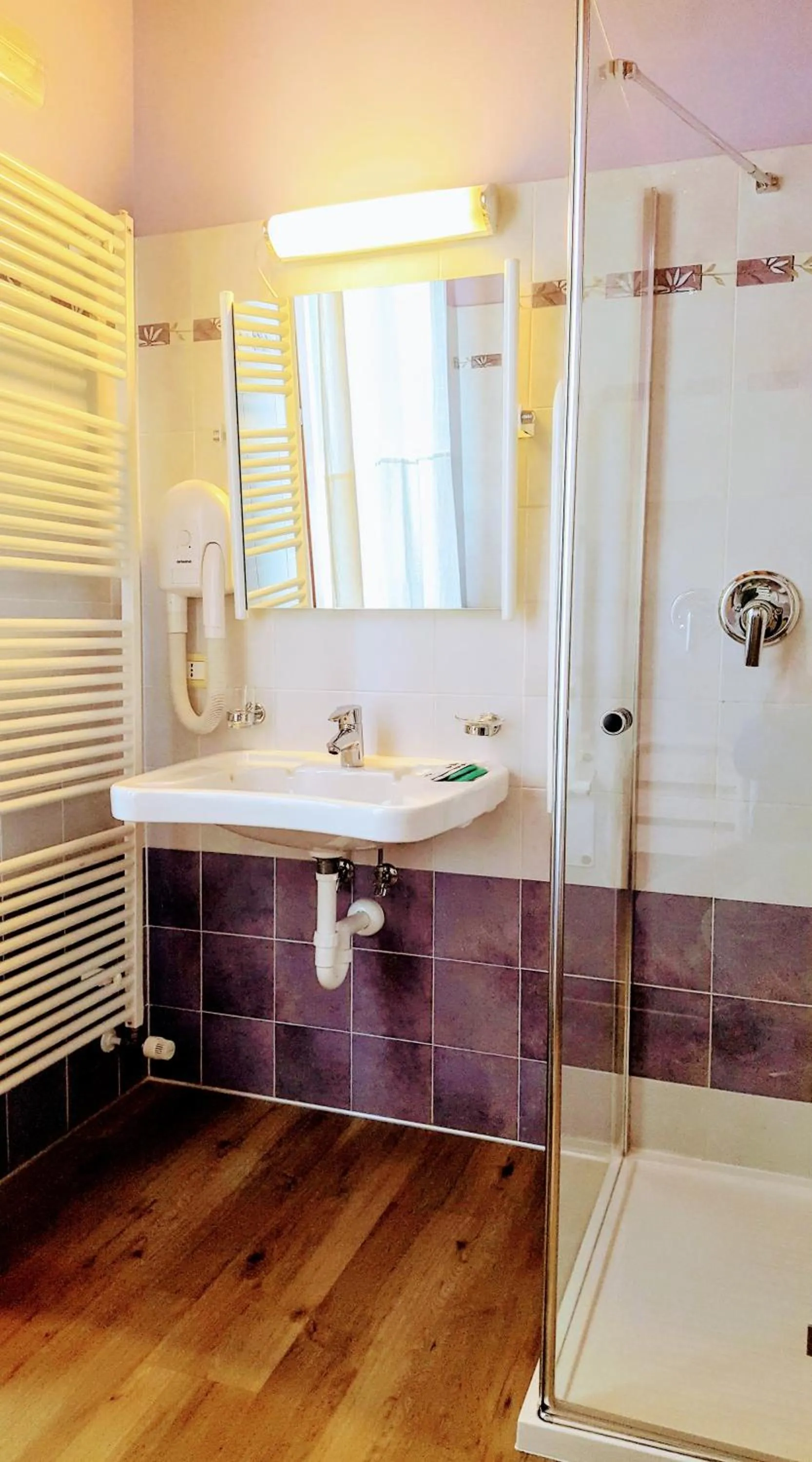 Shower in Locanda Avanguardia