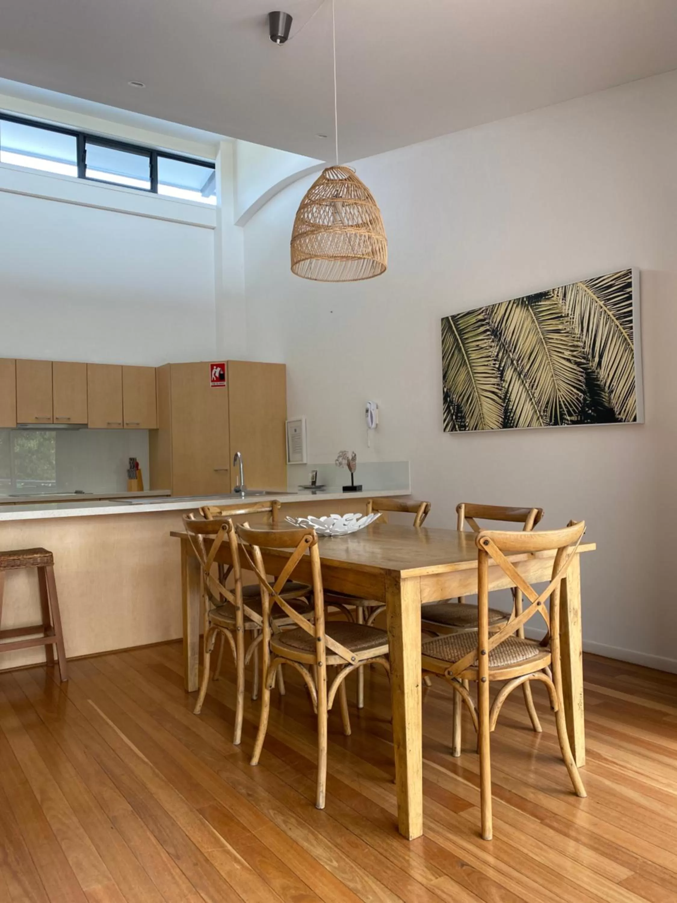 Dining area in Byron Quarter Apartments