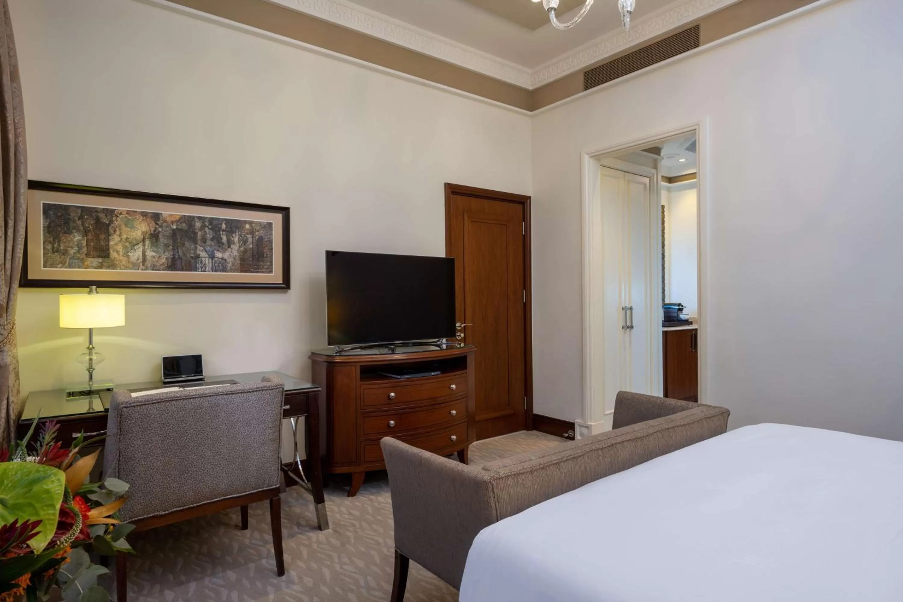 Bedroom, Bed in Waldorf Astoria Jerusalem