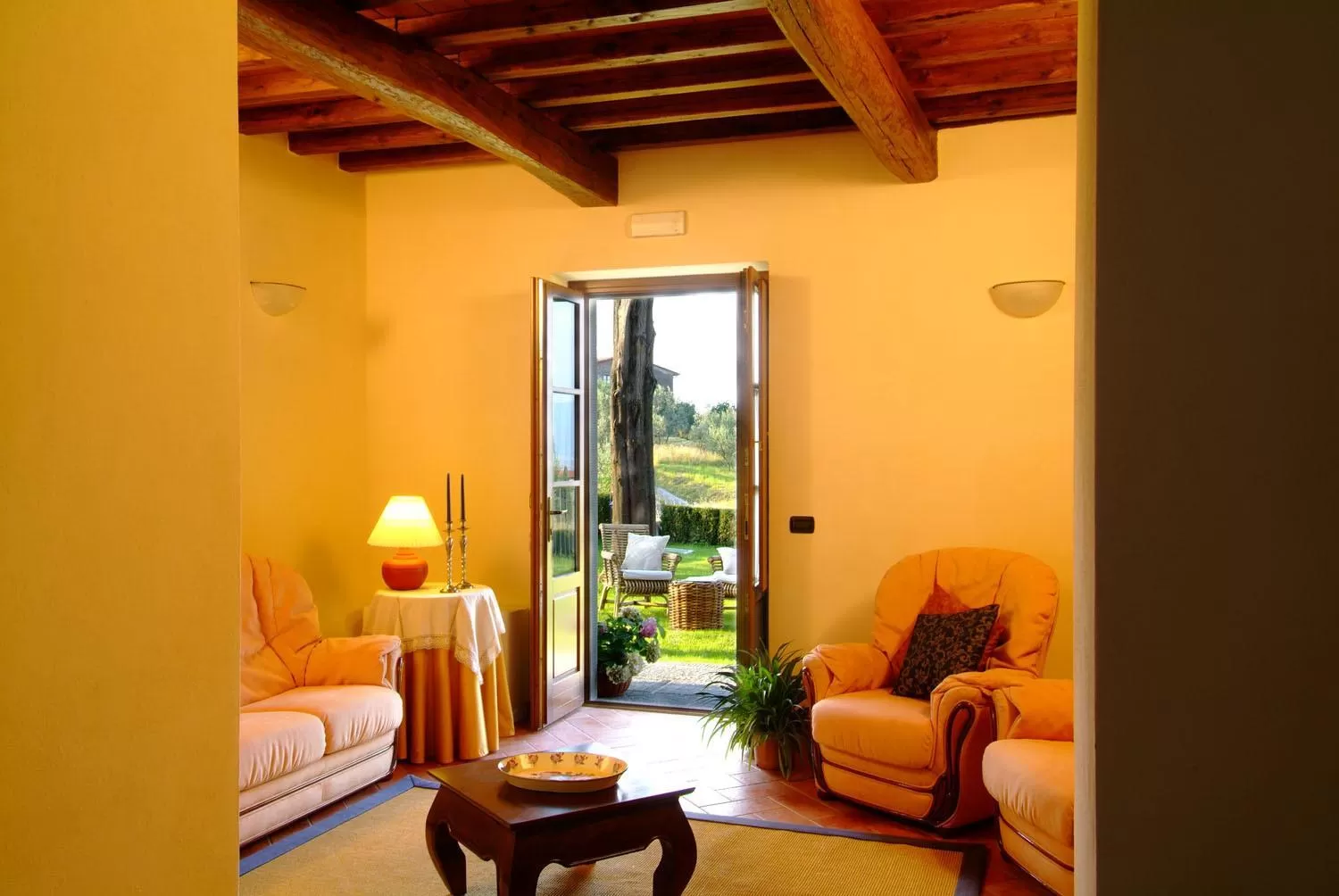 Communal lounge/ TV room in Poggio Desto Bed & Breakfast