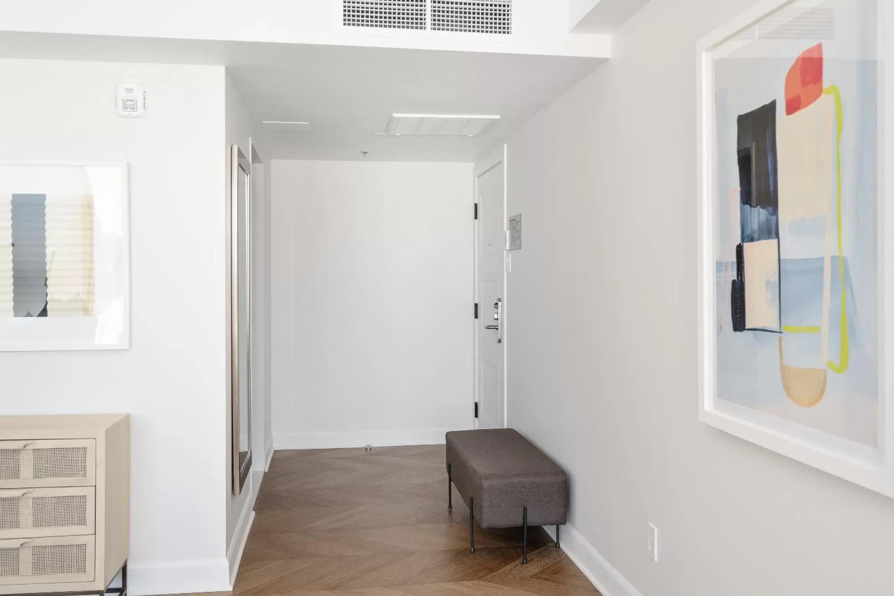 Living room in Sonder Saint Paul