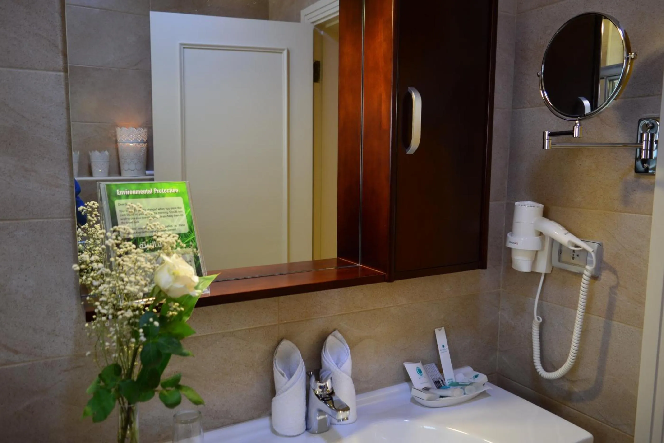 Bathroom in Comfort Hotel Suites