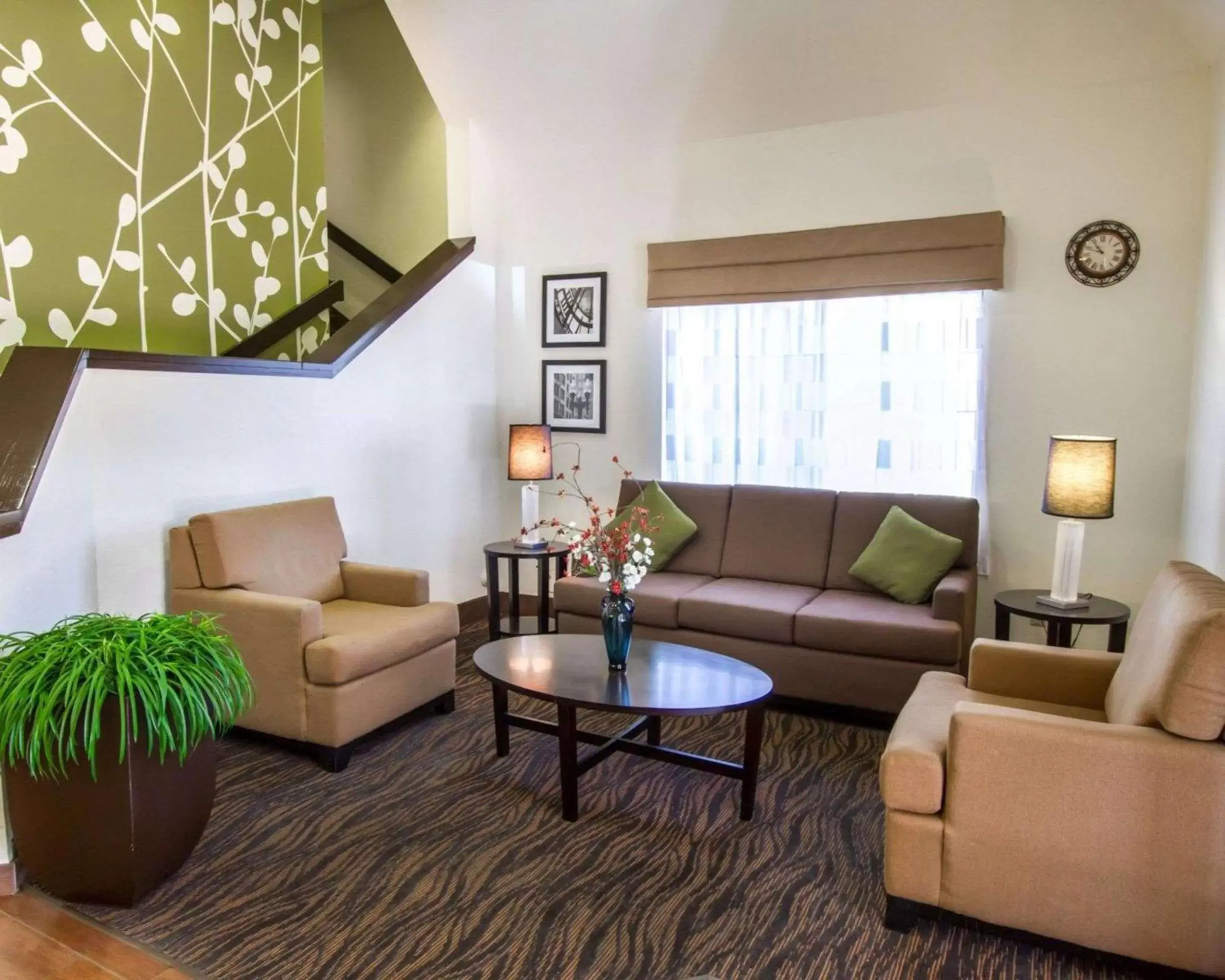 Lobby or reception, Seating Area in Sleep Inn at North Scottsdale Road