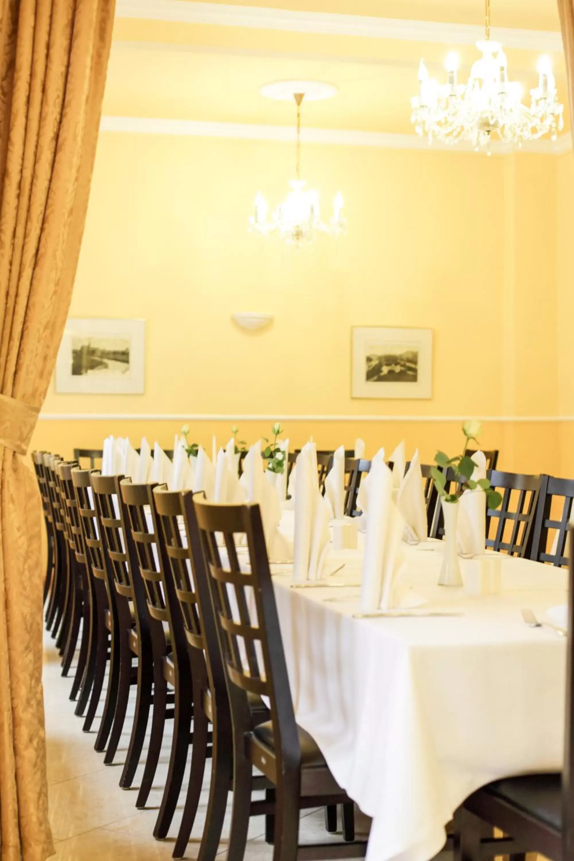 Restaurant/places to eat in Hotel Silesia Restaurant/places to eat in Hotel Silesia