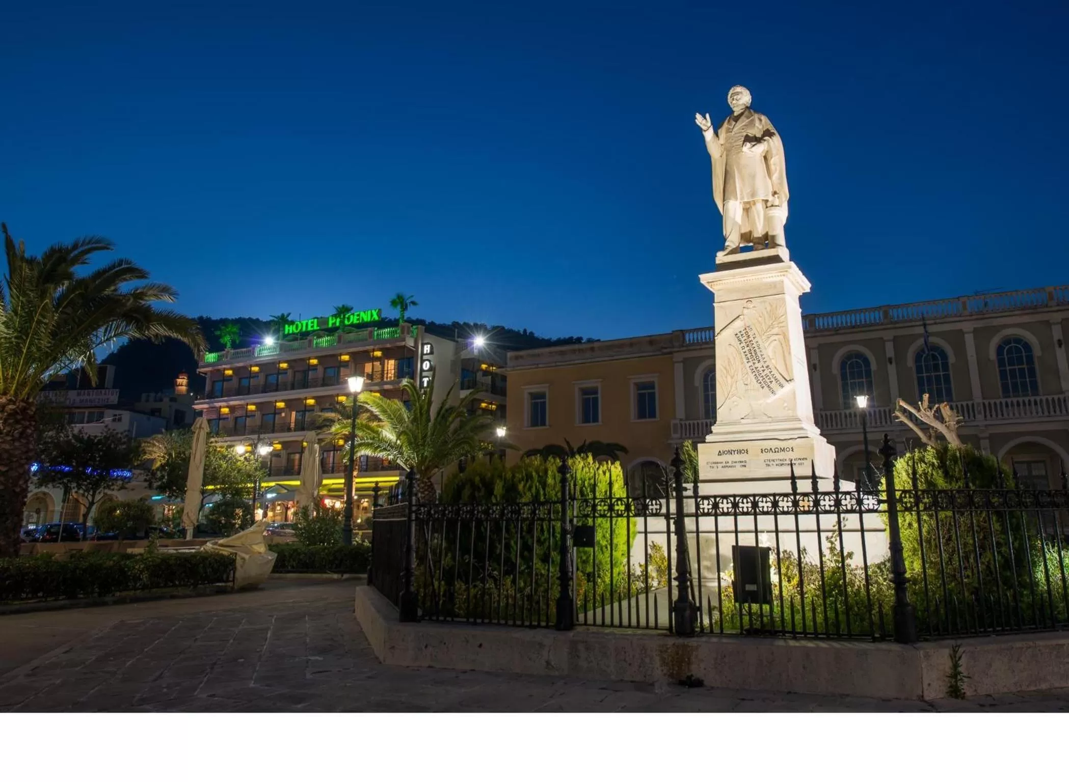 Area and facilities in Phoenix Hotel