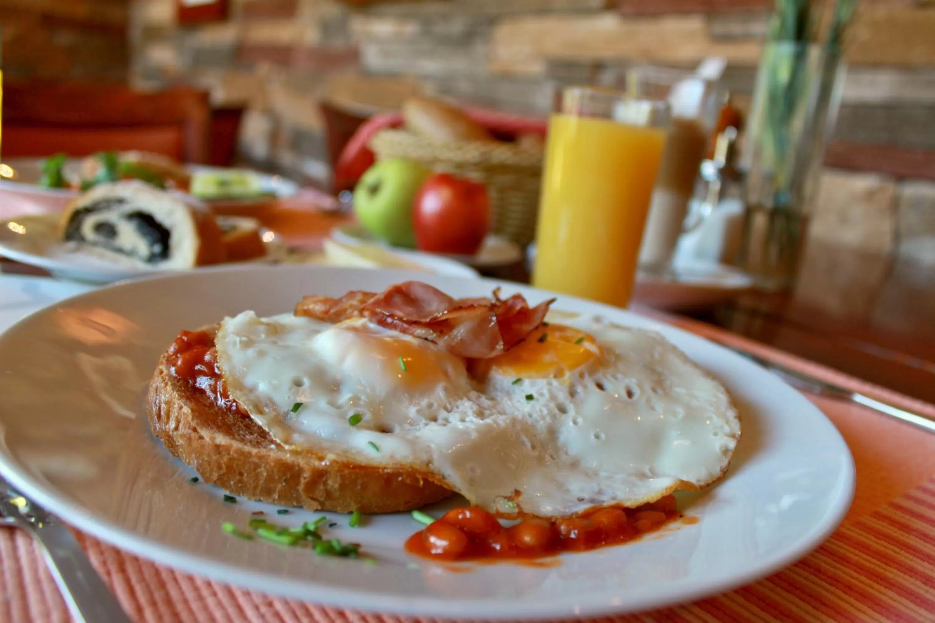 Breakfast in Vila GRAND