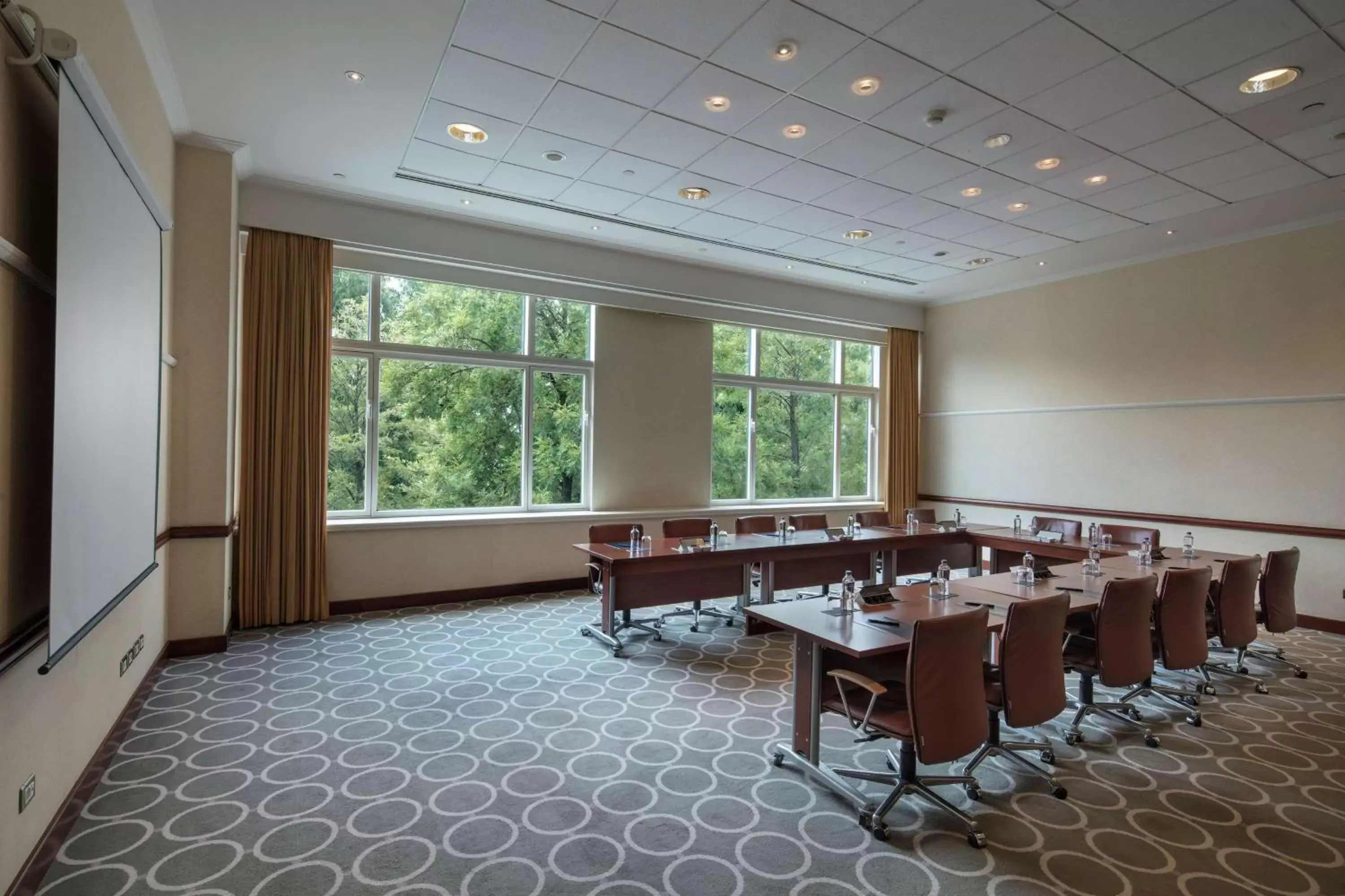 Meeting/conference room in Adana HiltonSA Hotel