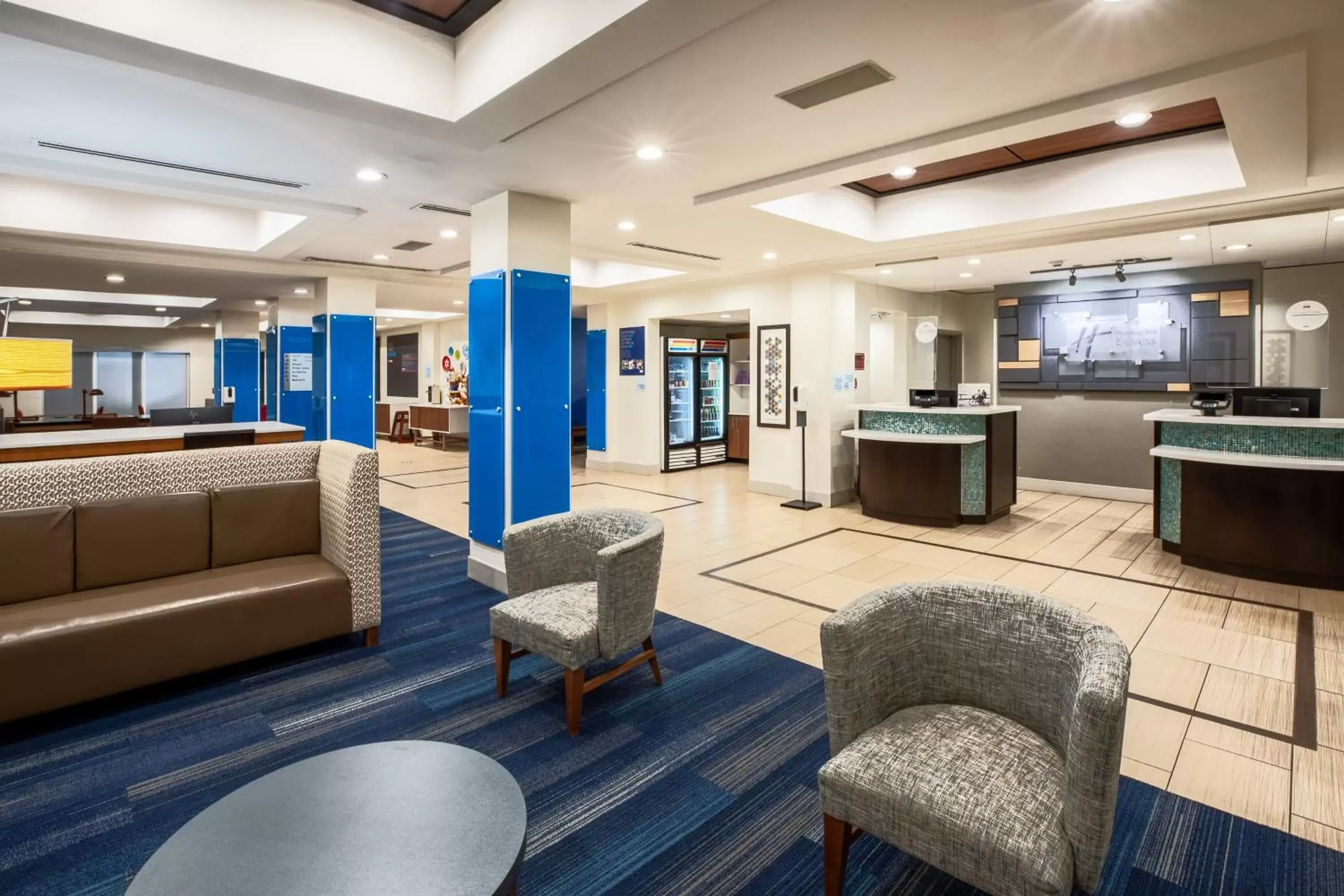 Property building, Lobby/Reception in Holiday Inn Express & Suites Rockport - Bay View, an IHG Hotel