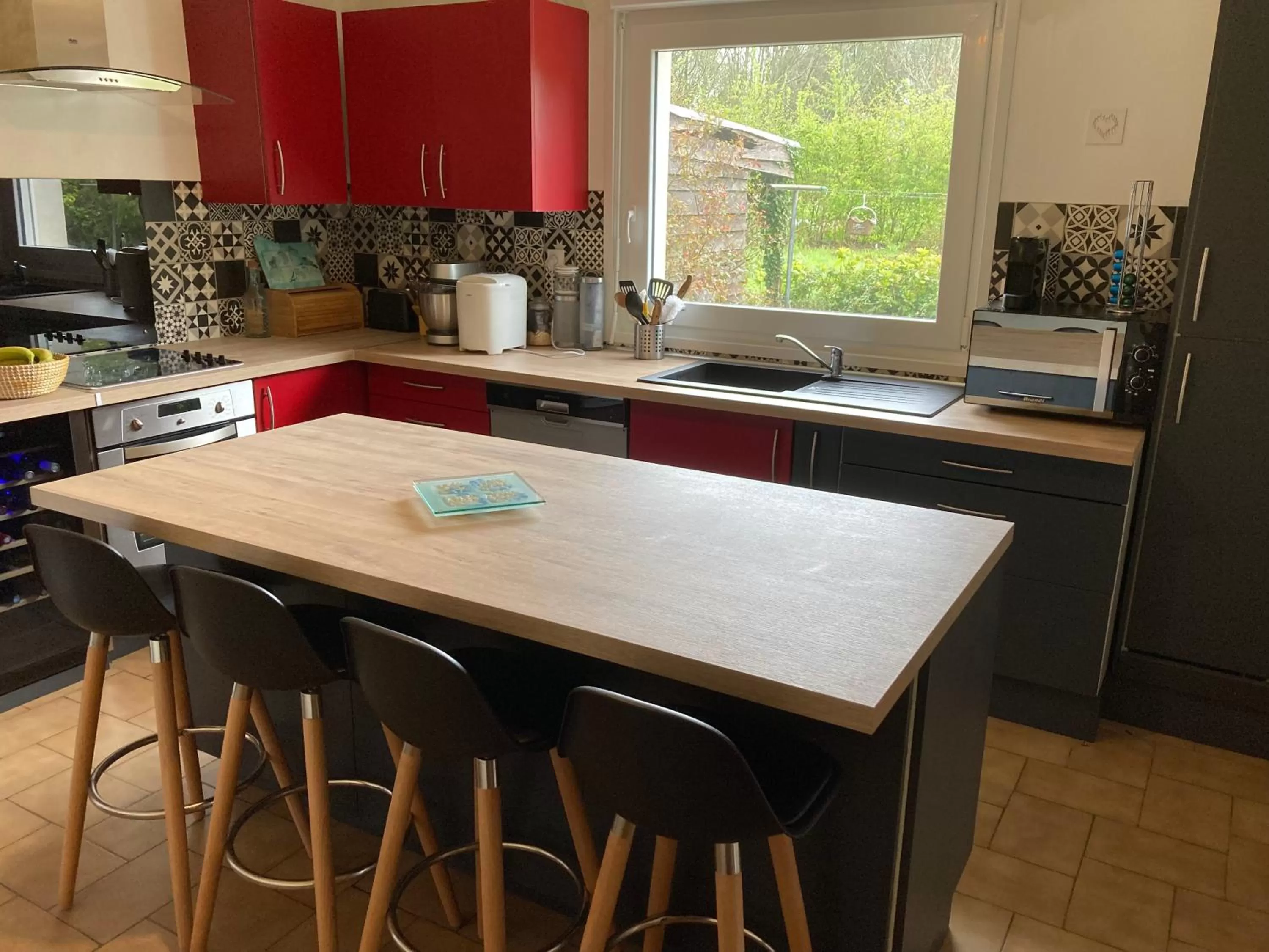 Communal kitchen, Kitchen/Kitchenette in Chambre privée-Kermoal