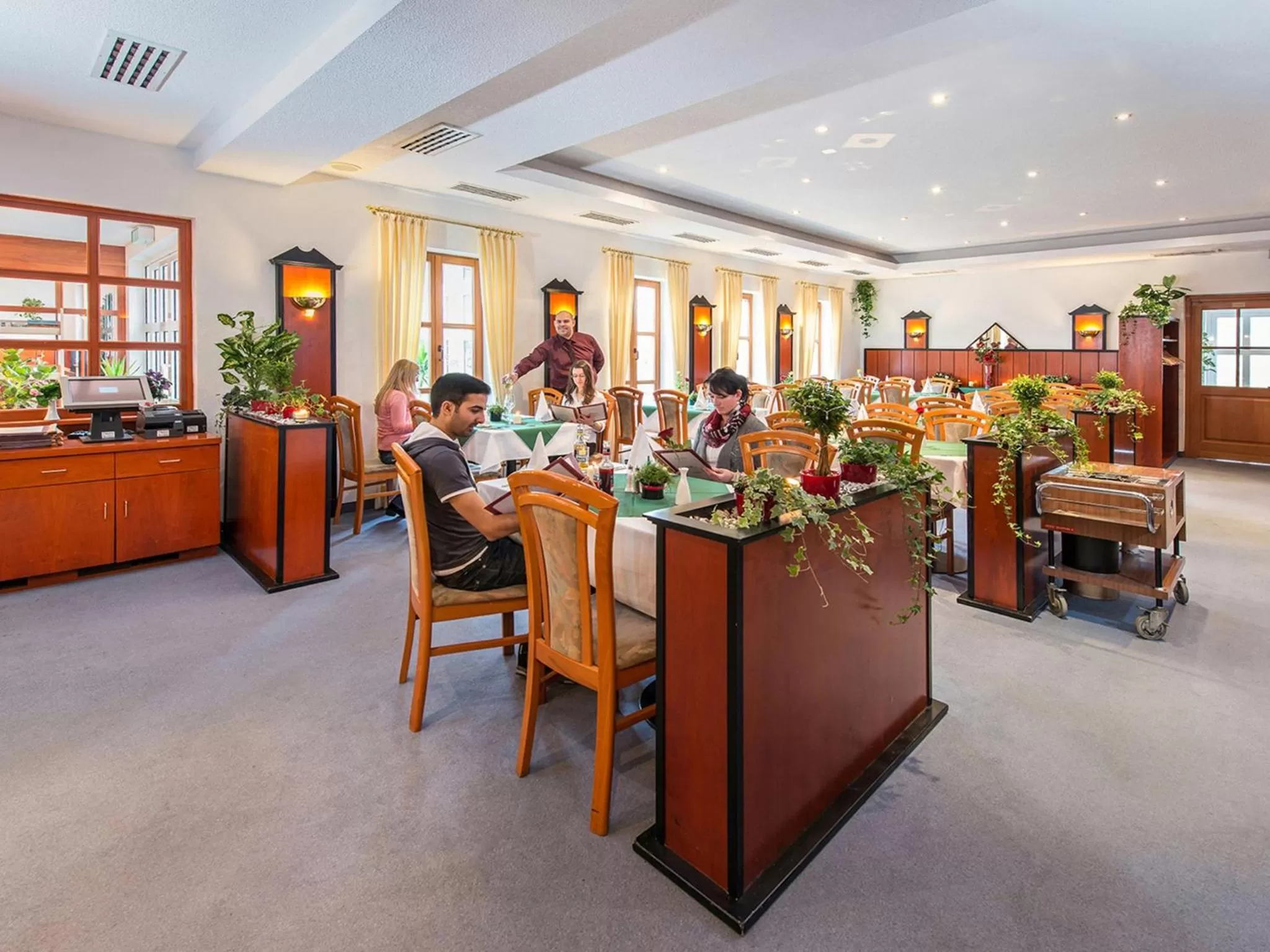 Restaurant/Places to Eat in Prisma Hotel Rhönblick