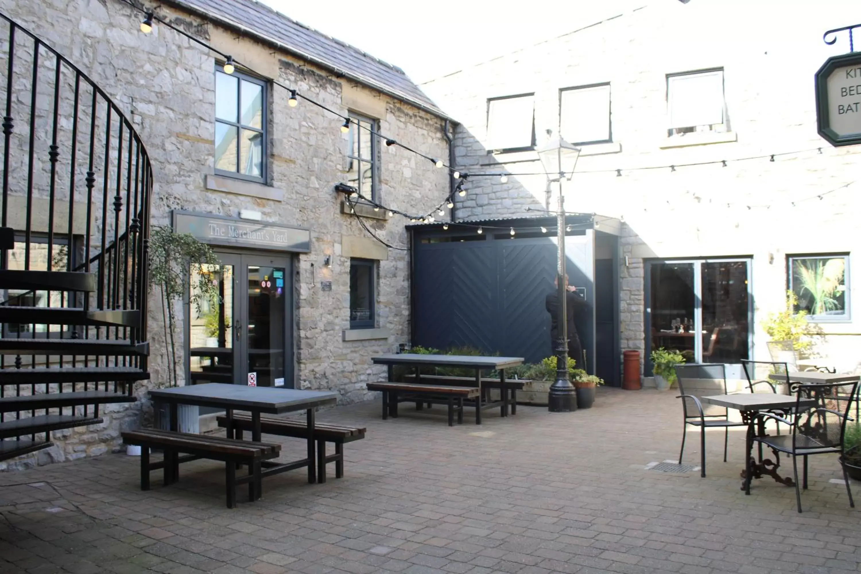 Inner courtyard view in The Merchant's Yard