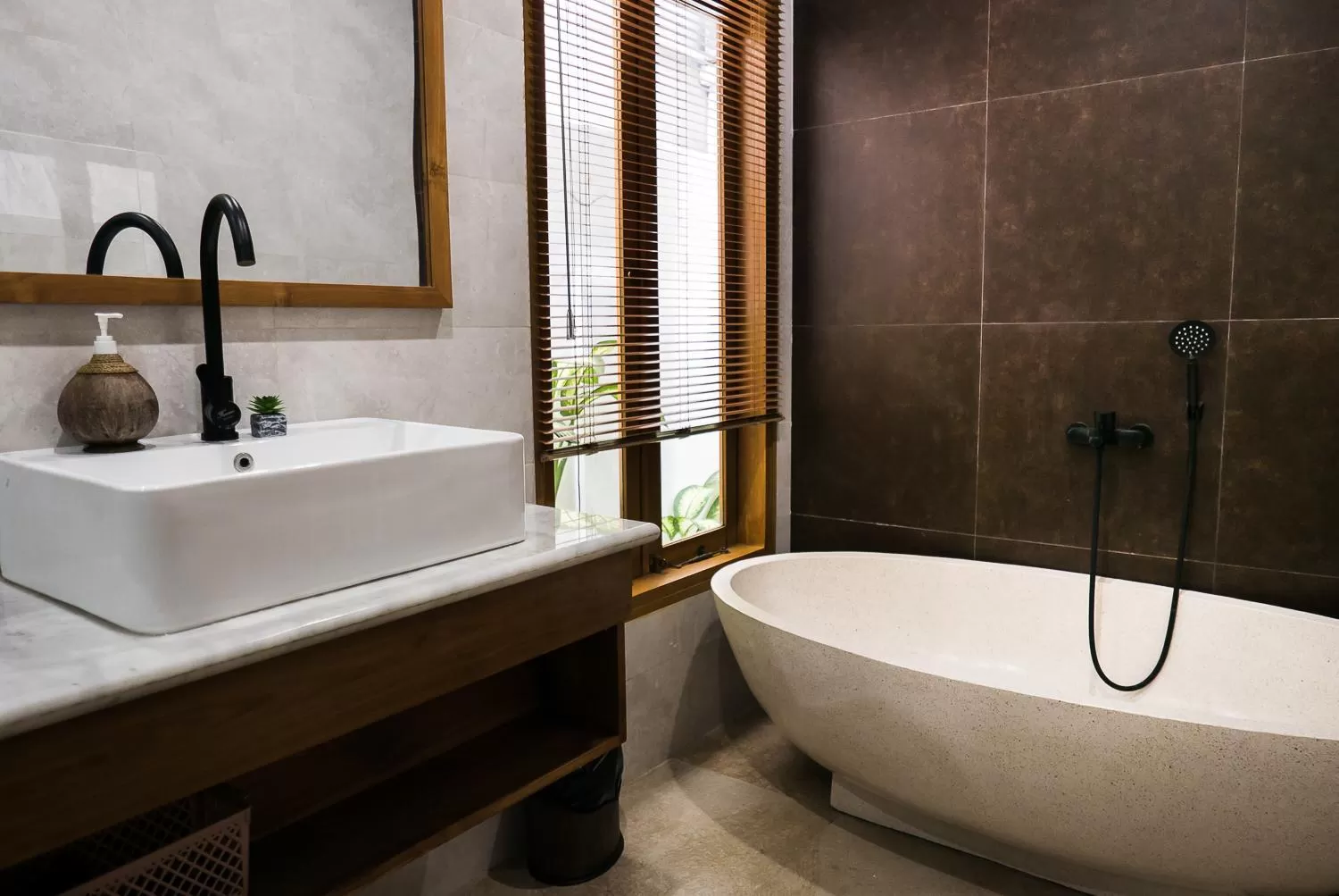 Bath, Bathroom in Puspa Ayu Villas & Apartments