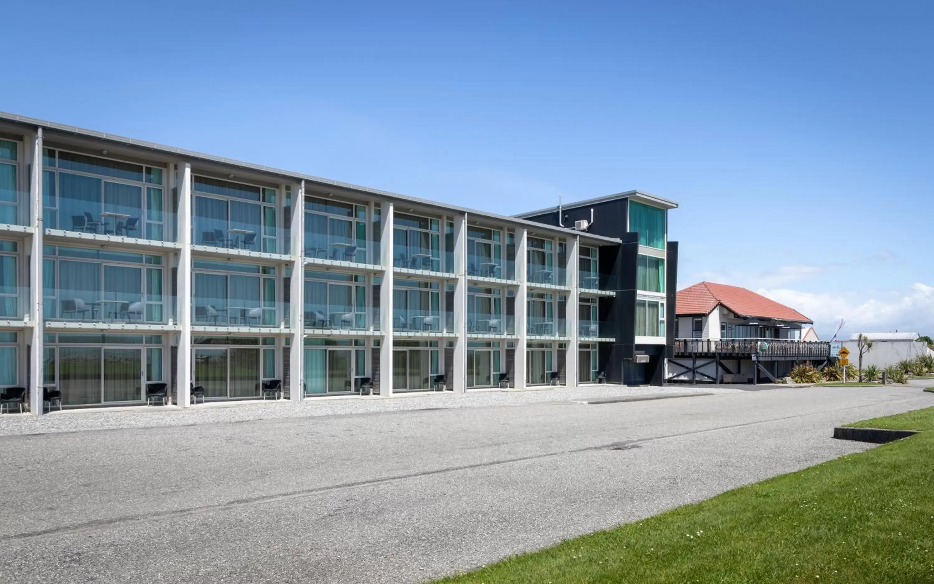 Property Building in Beachfront Hotel Hokitika