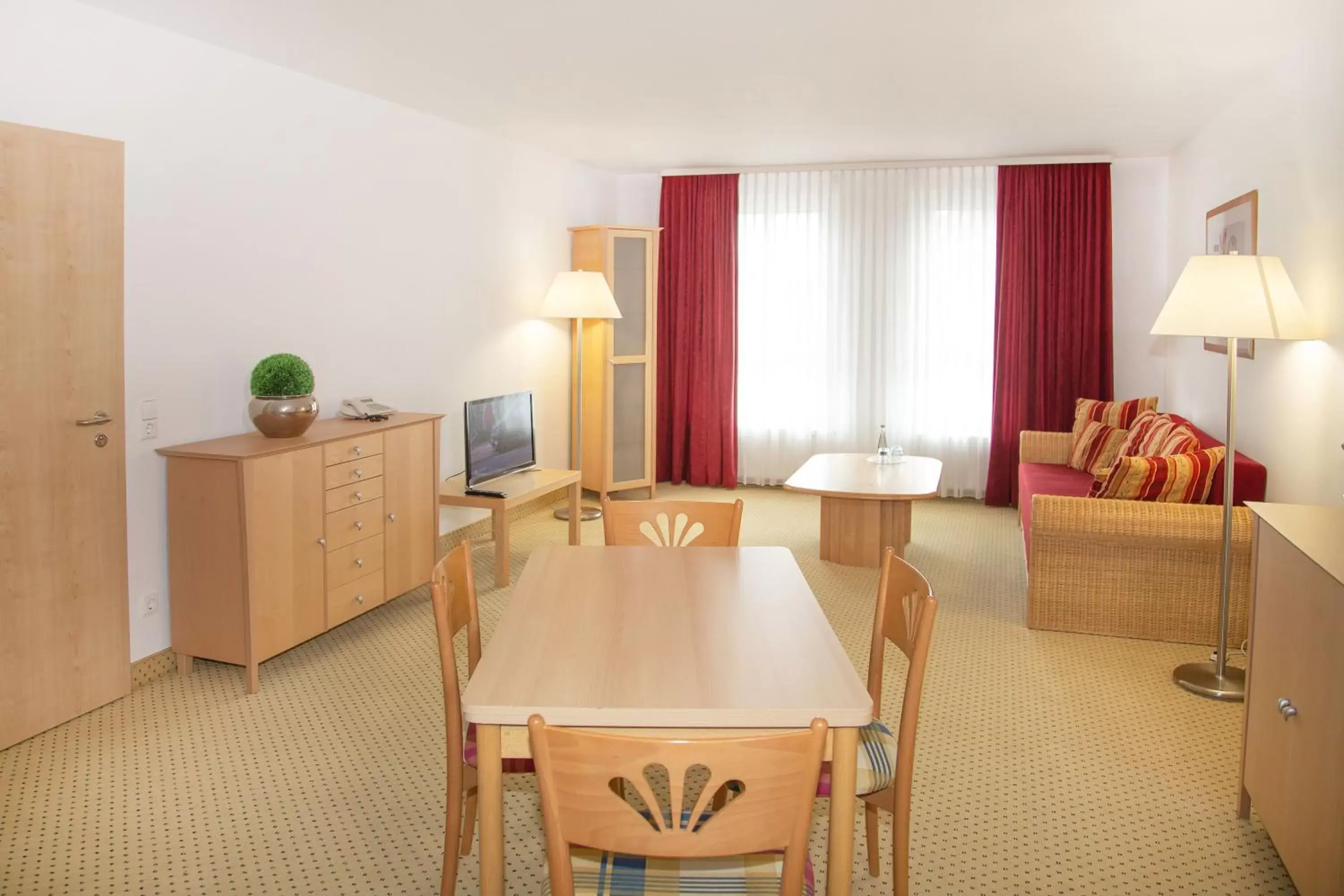 Suite in Fairway Hotel Suite in Fairway Hotel