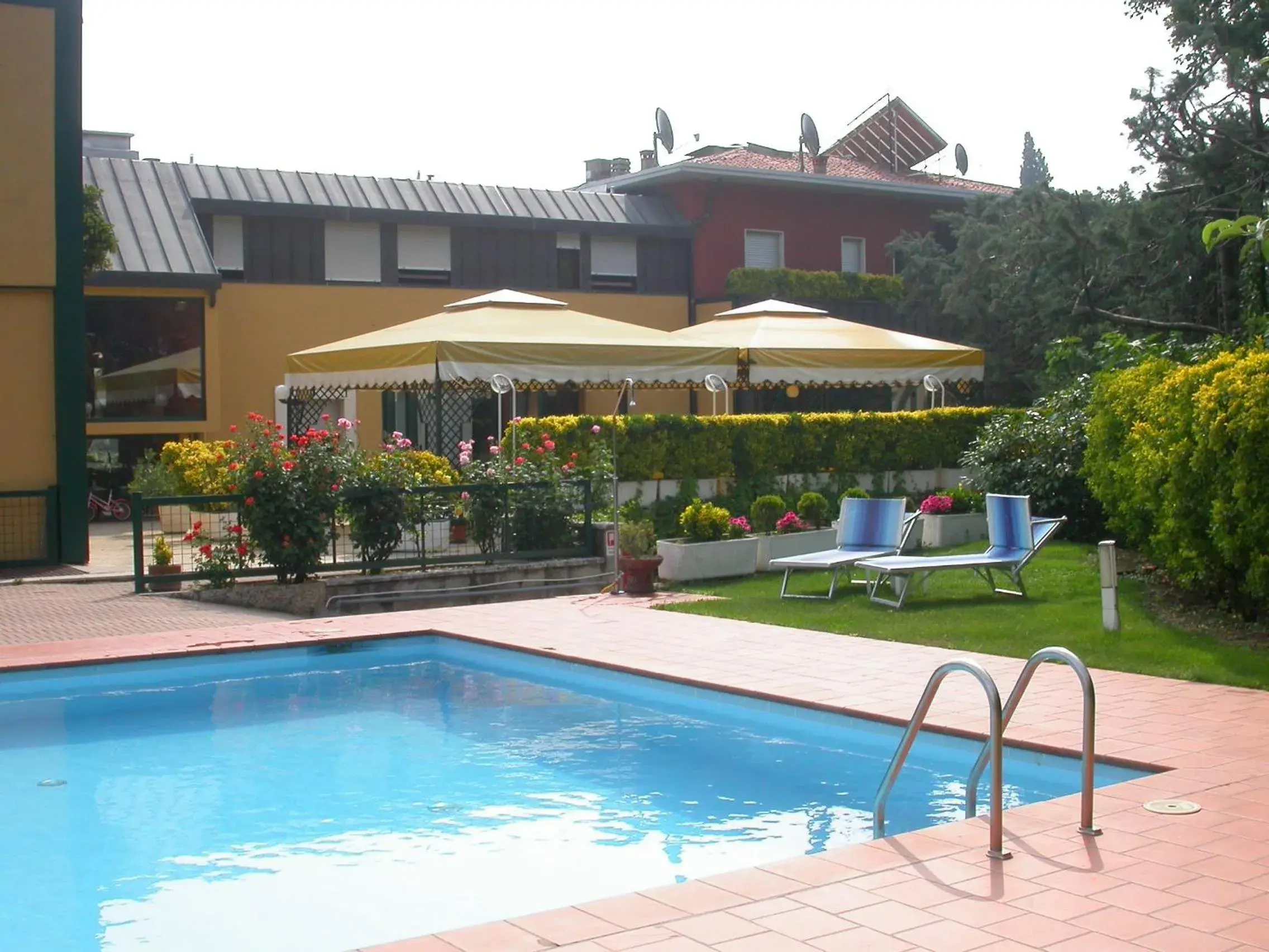 Swimming Pool in Hotel La Pergola