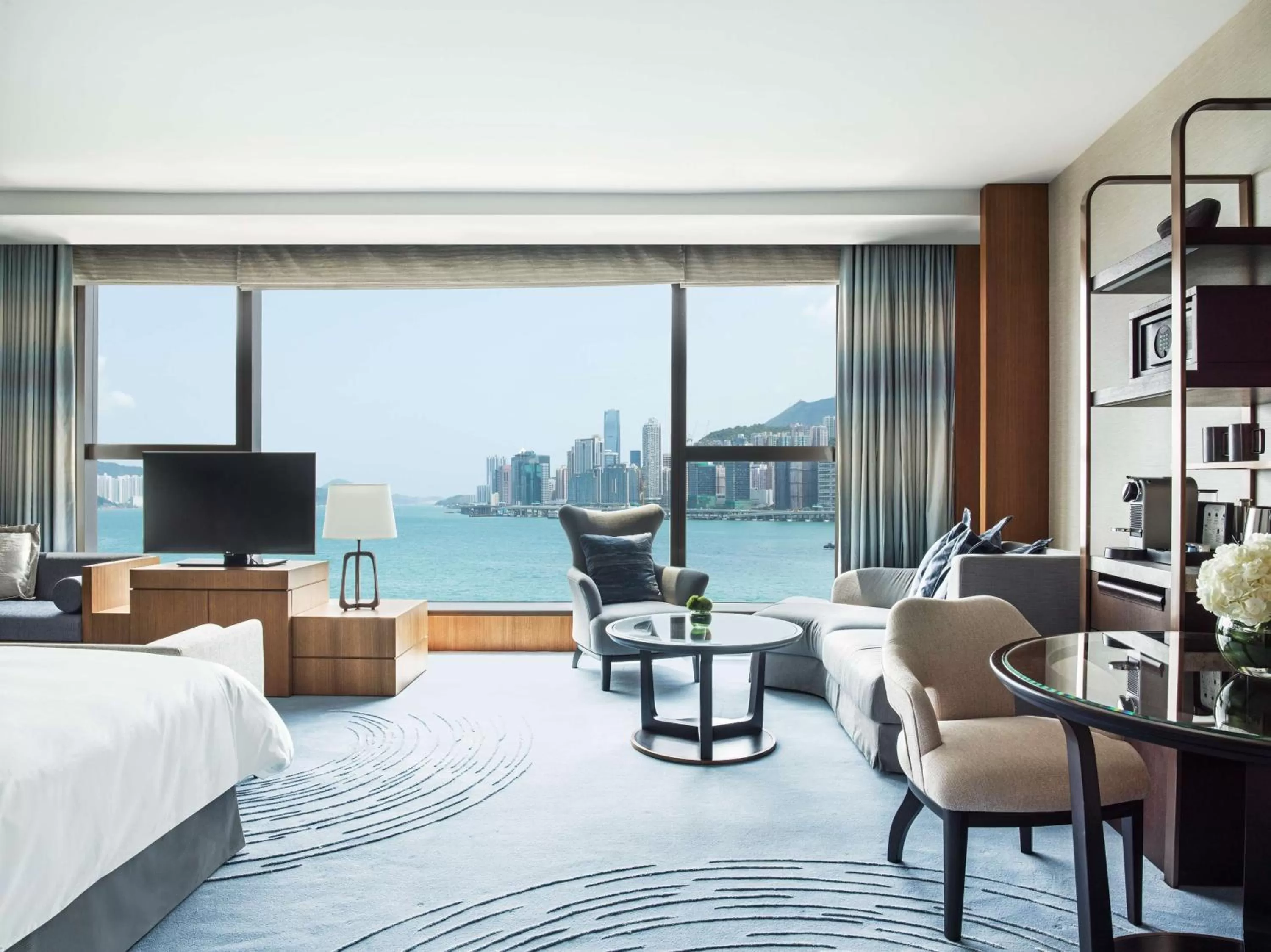 Bedroom in Kerry Hotel Hong Kong by Shangri-la