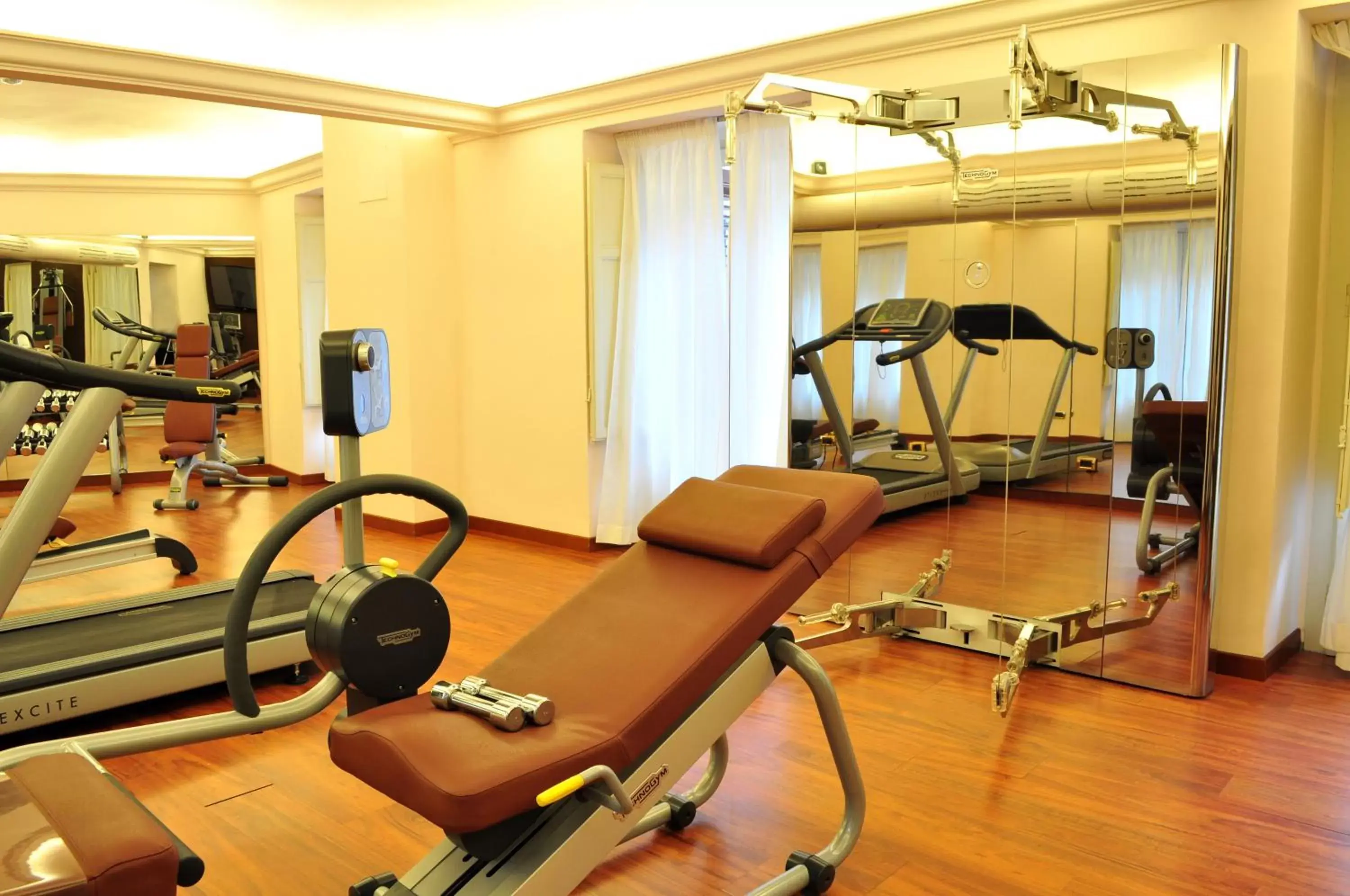 Fitness centre/facilities in Grand Hotel Piazza Borsa Fitness centre/facilities in Grand Hotel Piazza Borsa
