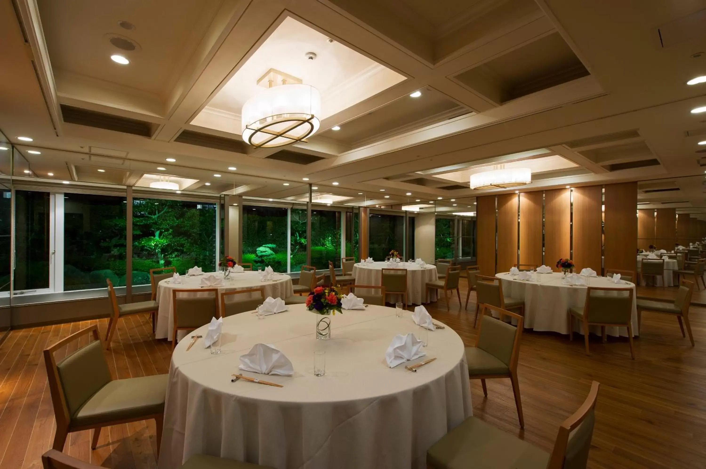 Restaurant/Places to Eat in ANA Crowne Plaza Hiroshima, an IHG Hotel