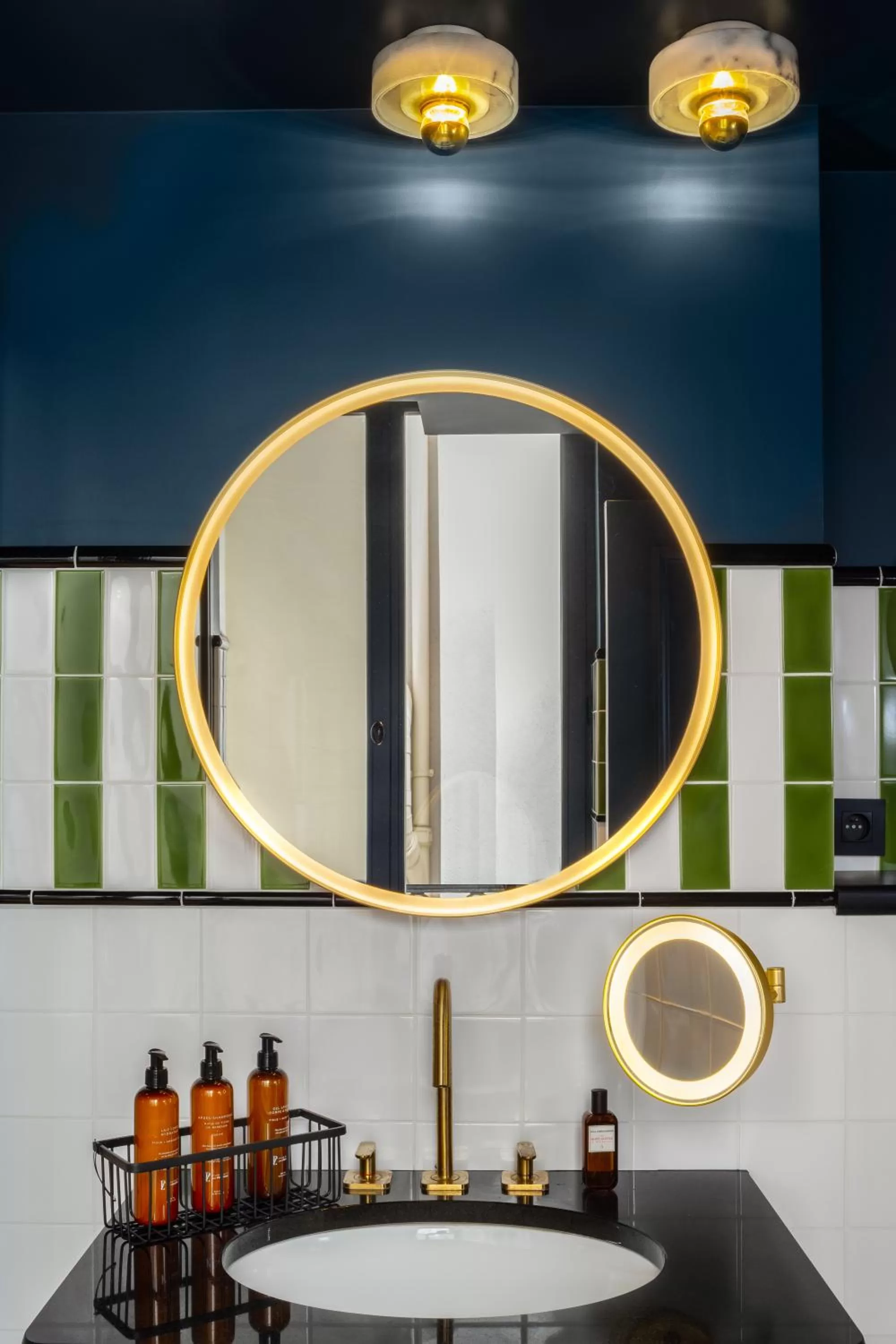 Bathroom in Chouchou Hotel