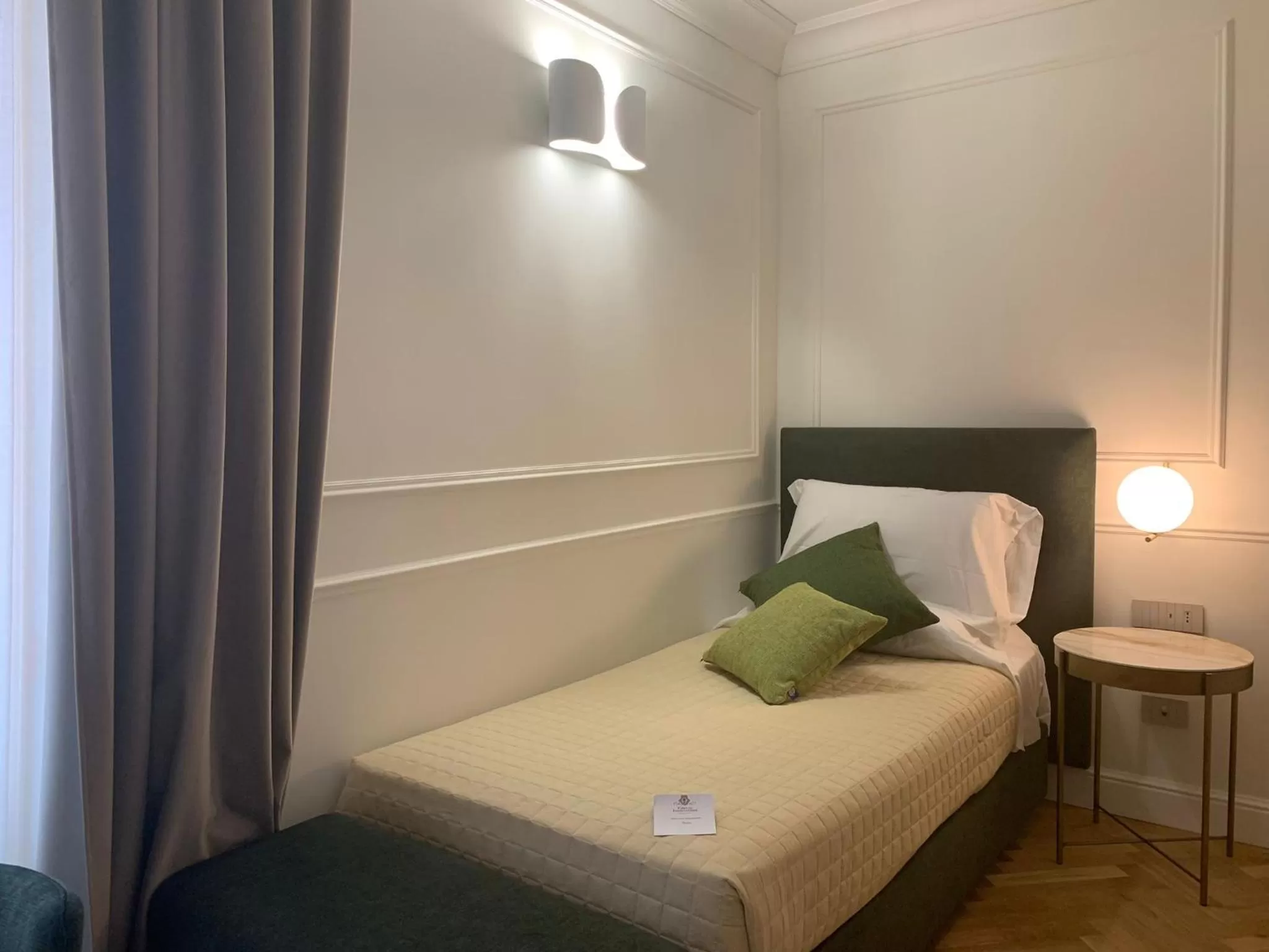 Bed in Palazzo Franceschini