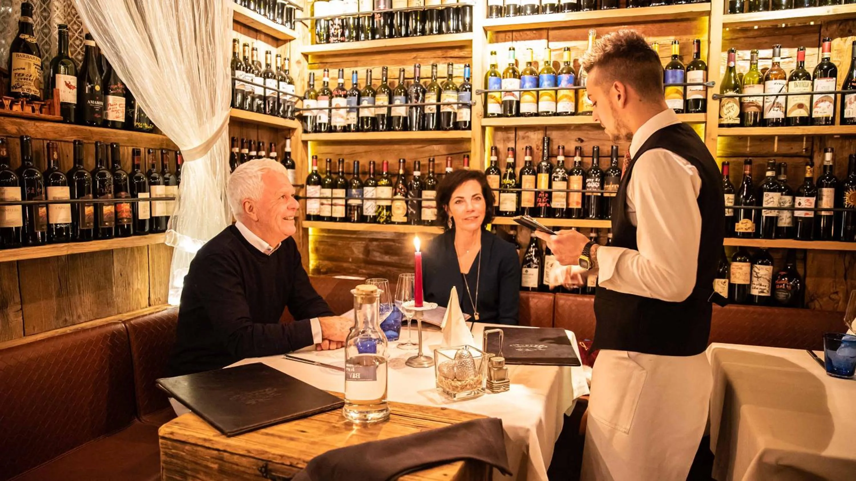 Restaurant/places to eat in Bivio Hotel Plaza