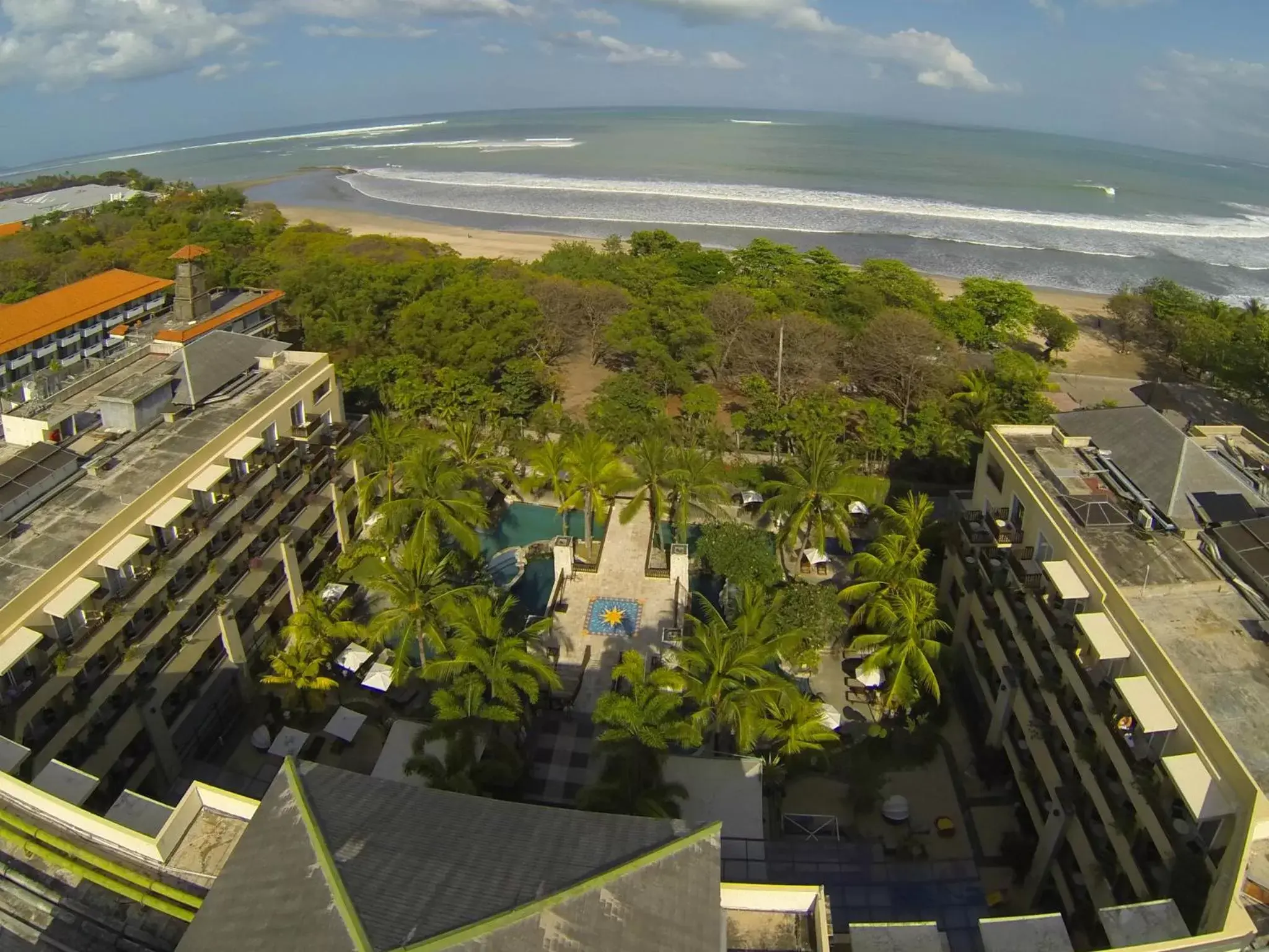 Bird's eye view, Bird's-eye View in Kuta Paradiso Hotel