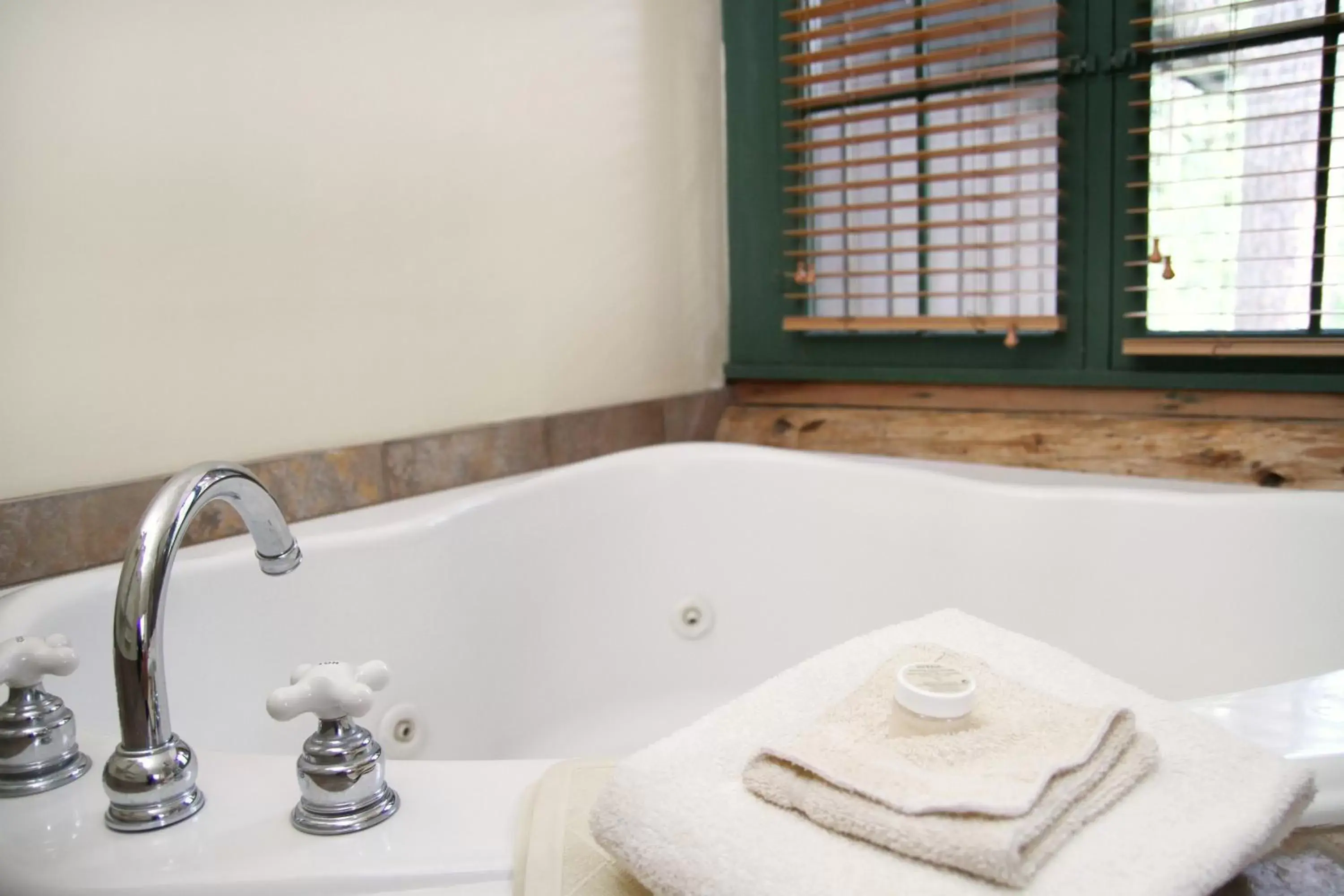 Bathroom in Weasku Inn