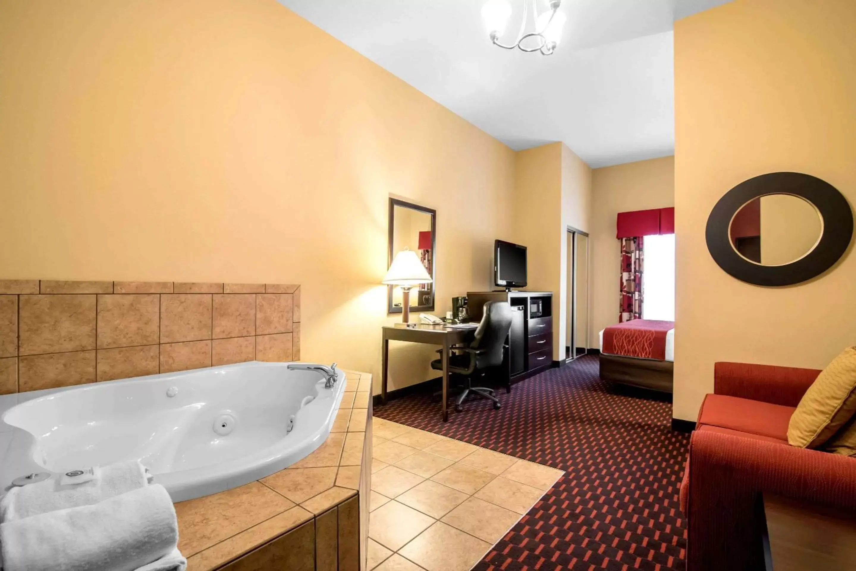 Photo of the whole room in Comfort Inn & Suites Tunkhannock