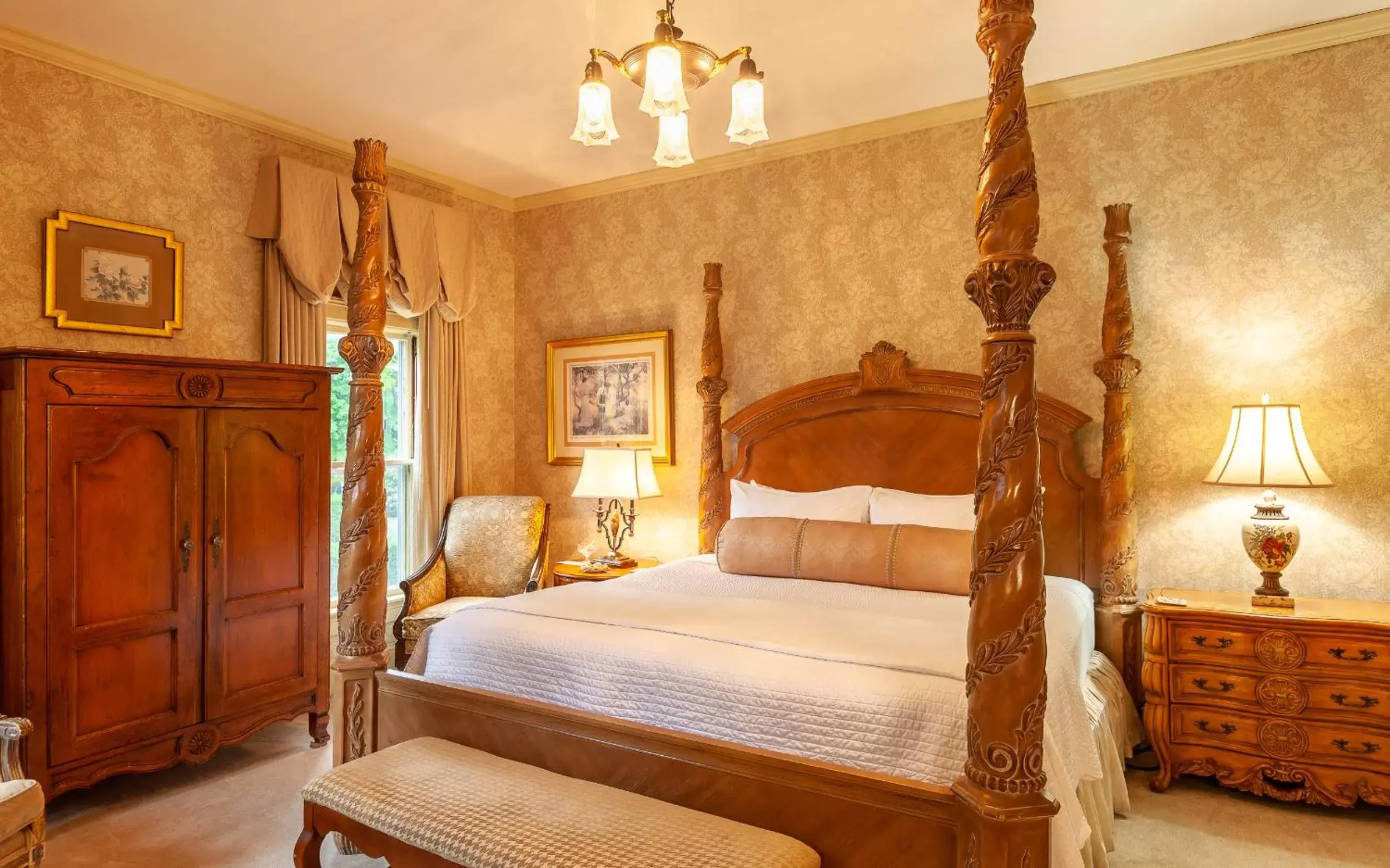 Bed in Ivy Lodge