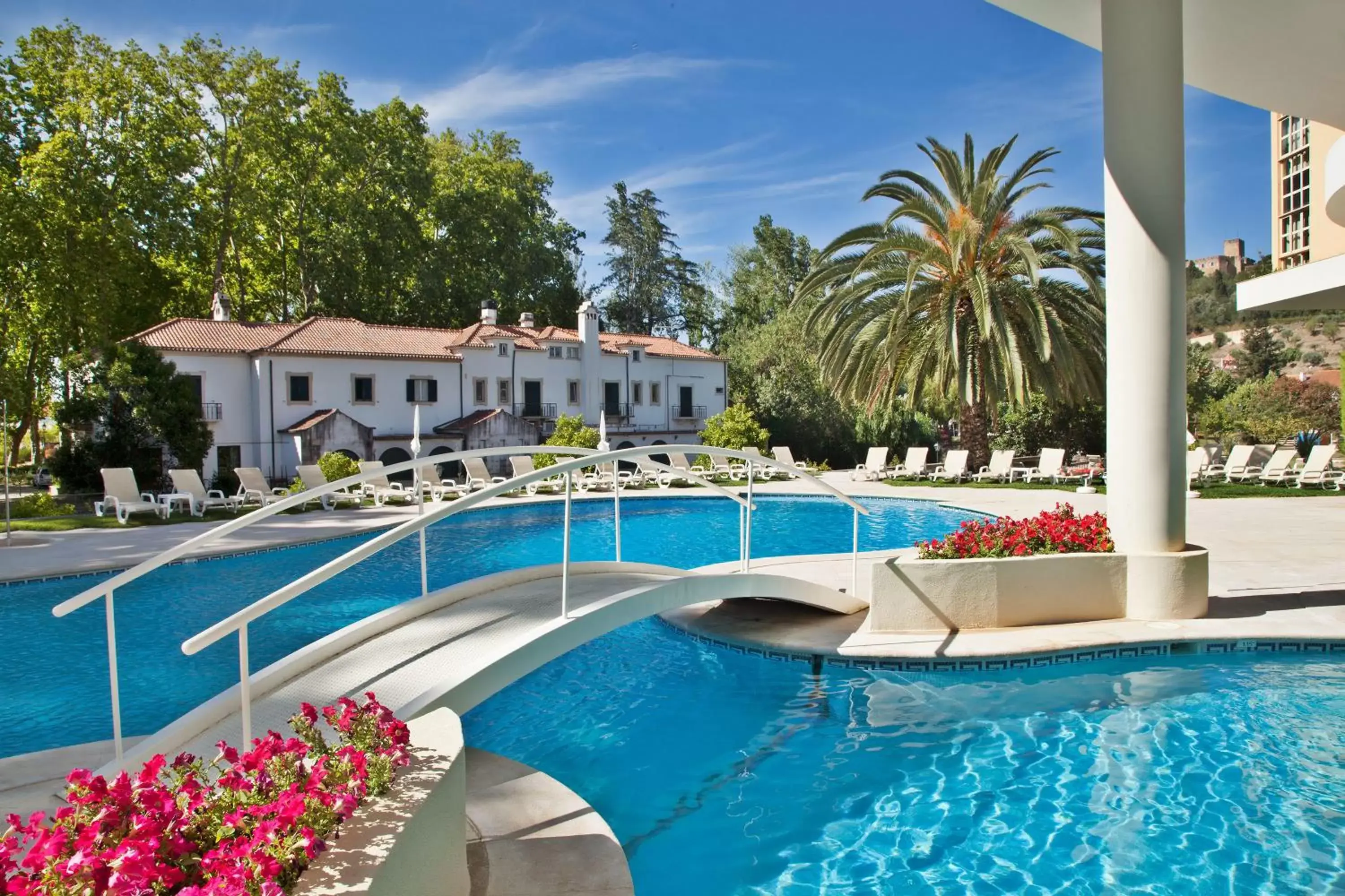 Swimming Pool in Hotel Dos Templarios