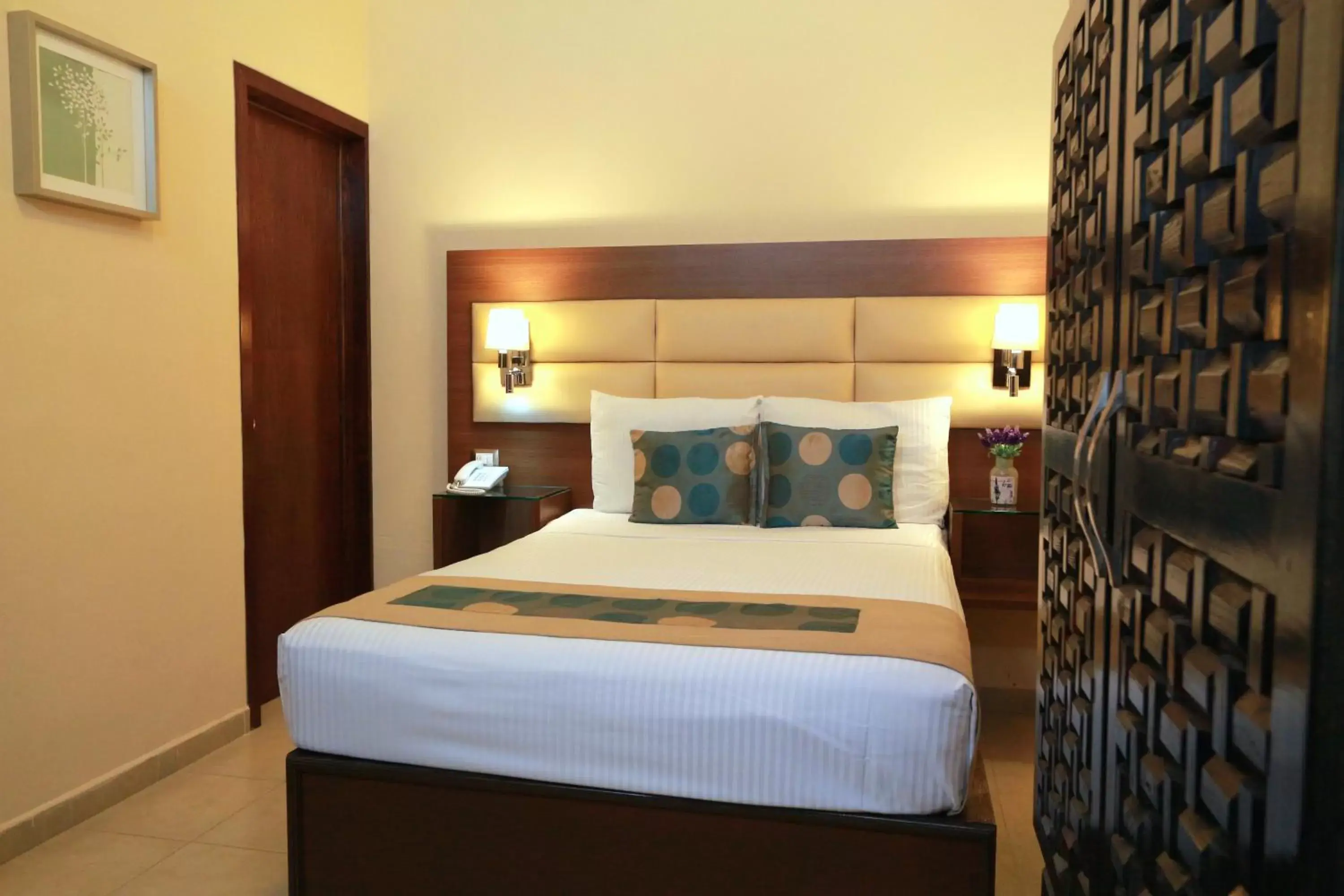 Photo of the whole room, Bed in Hotel San Miguel, en el Centro - Desayuno Gratis