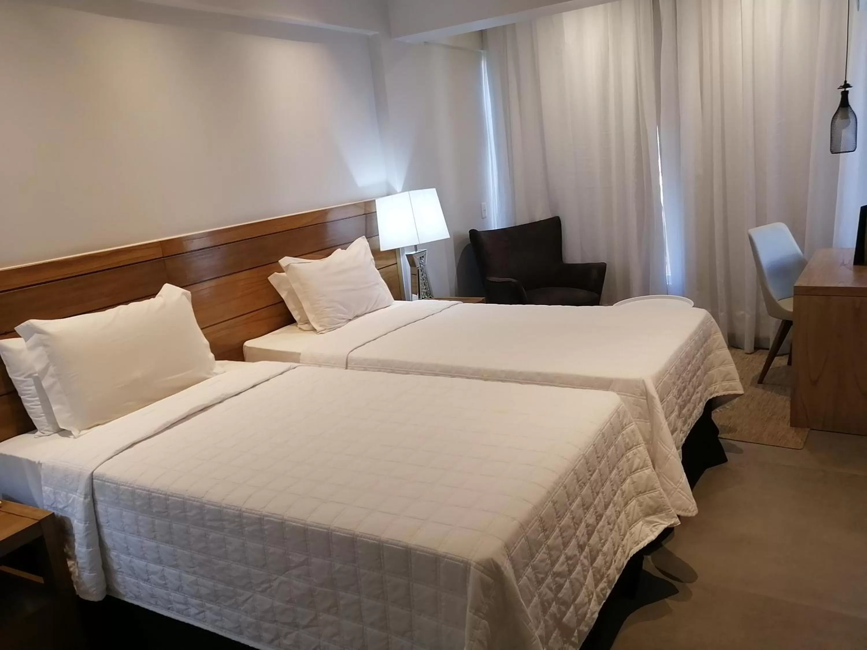 Twin Room in Hotel Le Pelican