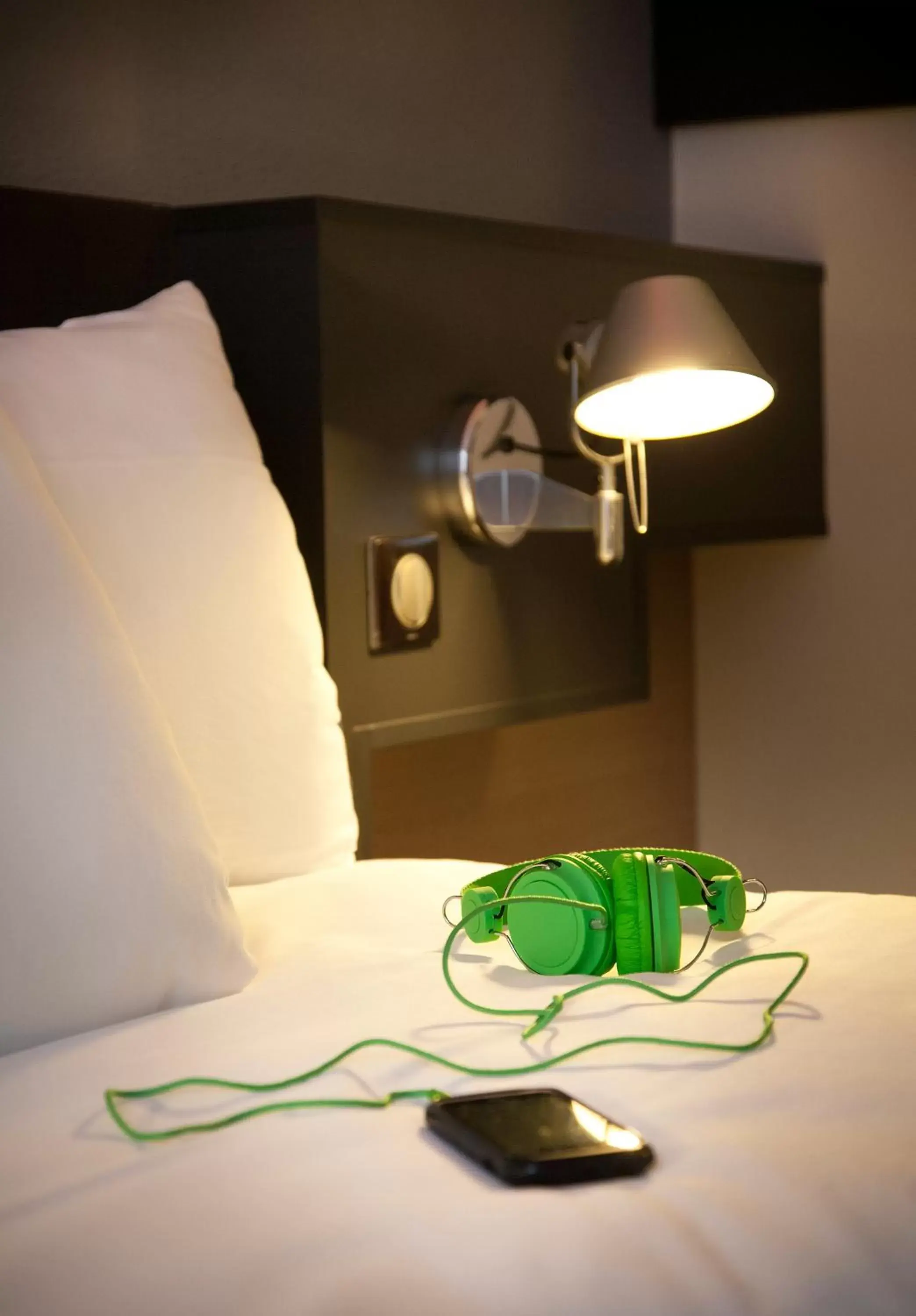 Bedroom, Bed in ibis Styles Roanne Centre Gare