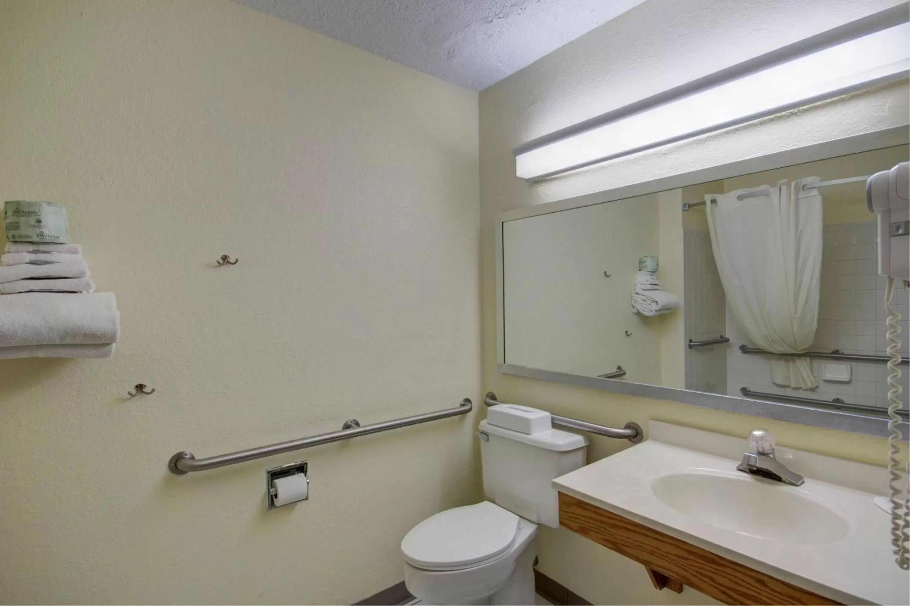 Bathroom in Super 8 by Wyndham Zanesville