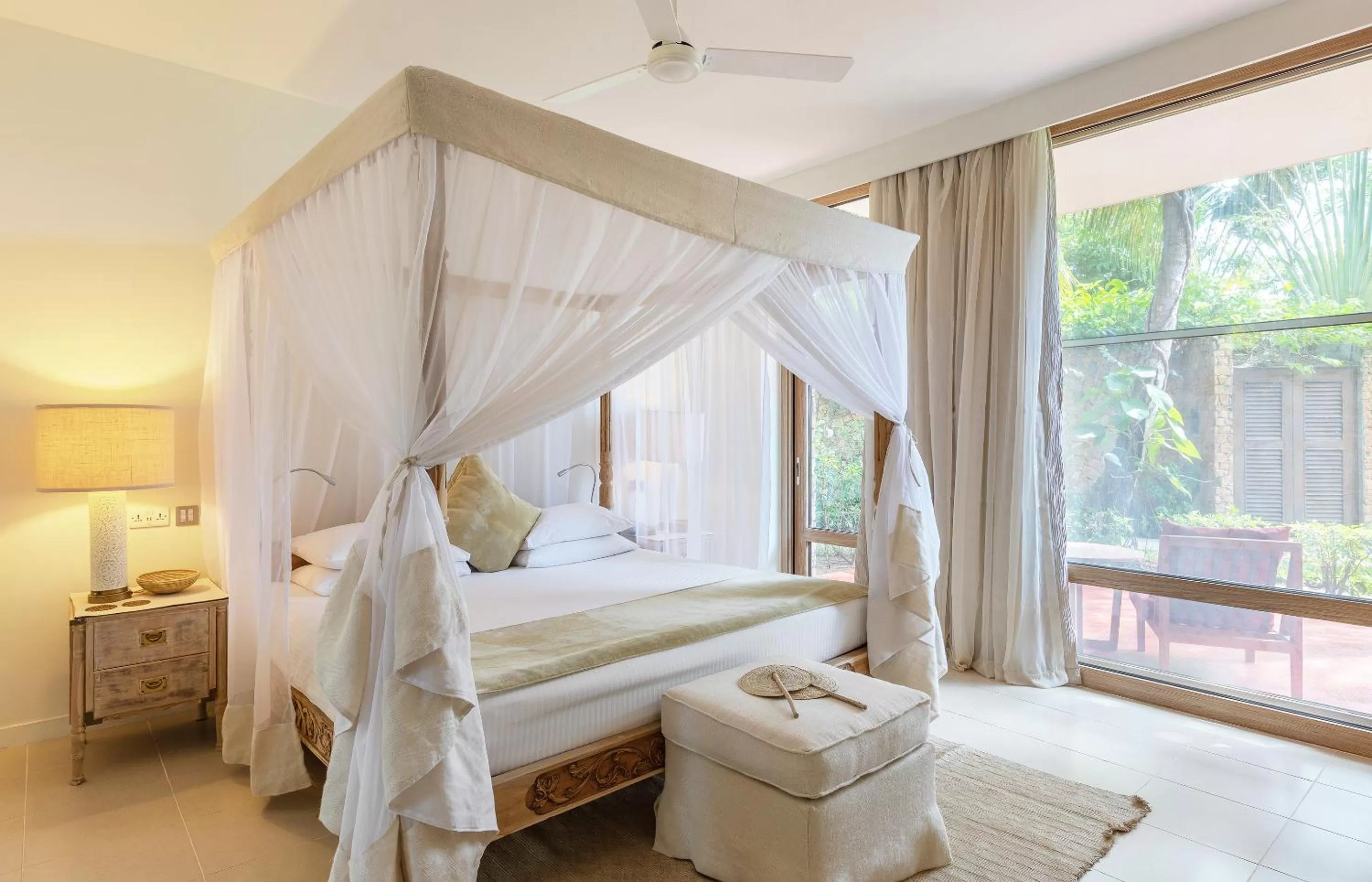 Bed in Melia Zanzibar