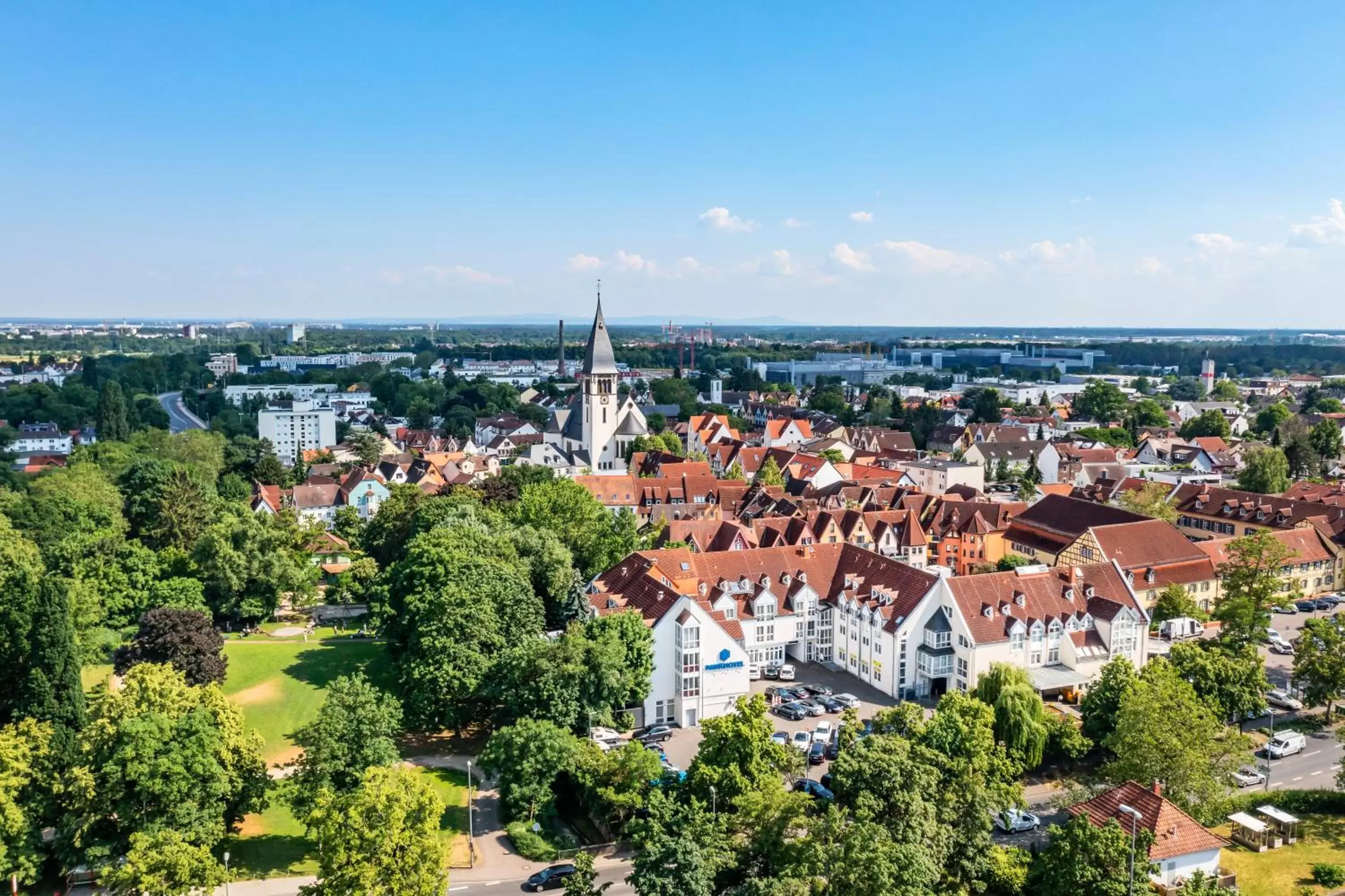 Off site, Bird's-eye View in Parkhotel Frankfurt Airport