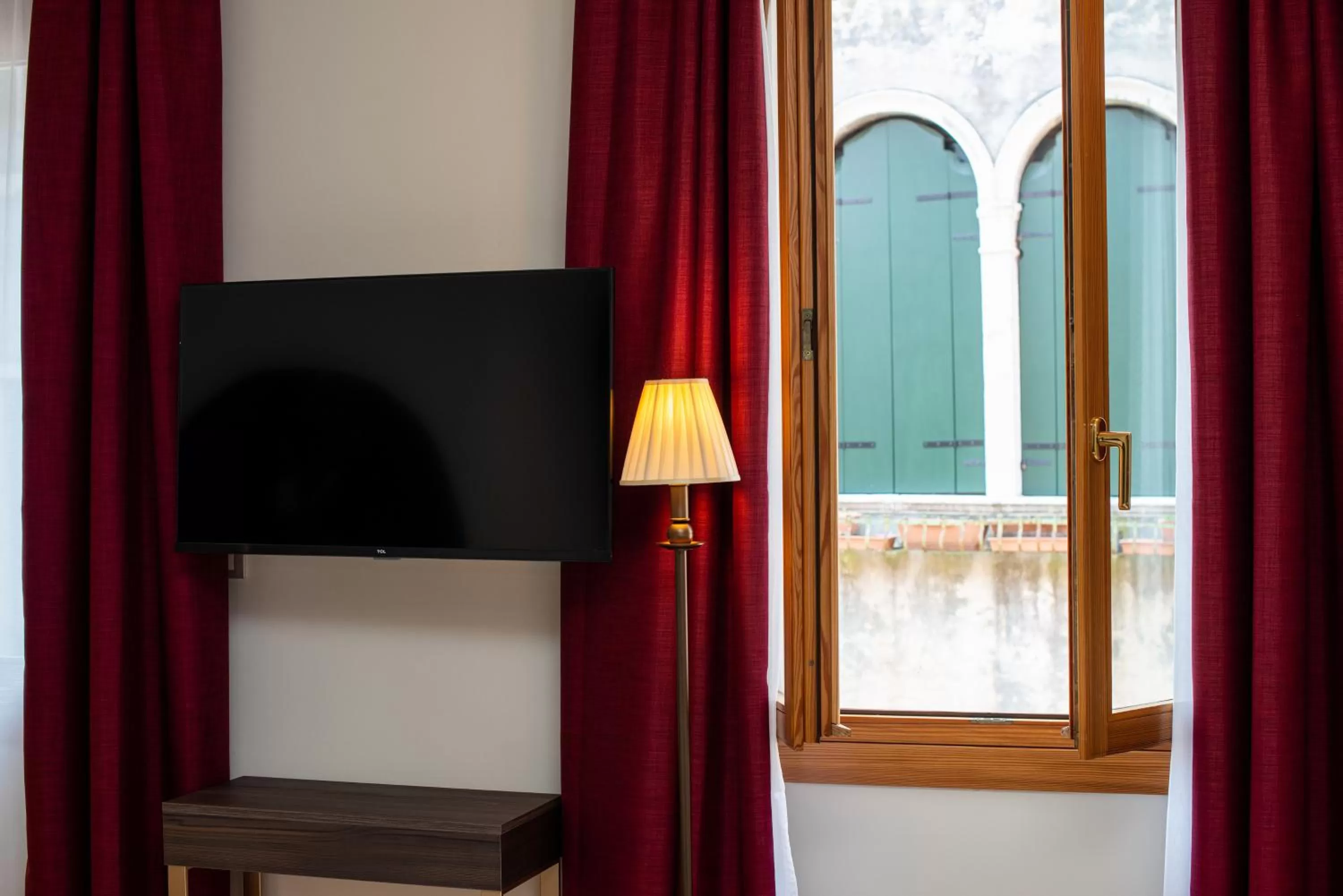 TV and multimedia in Palazzina Fortuny