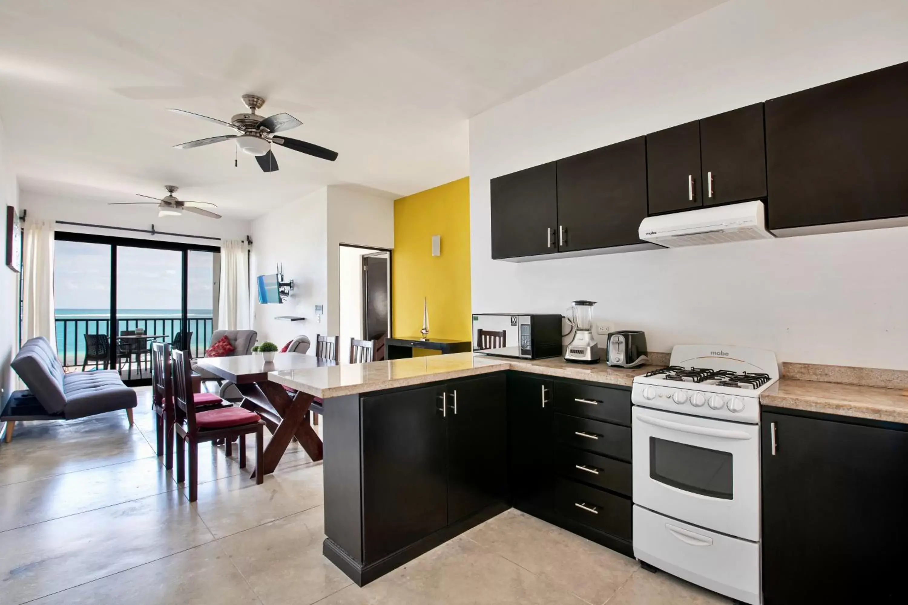 Kitchen or kitchenette, Kitchen/Kitchenette in Vela's Condos Ocean Front