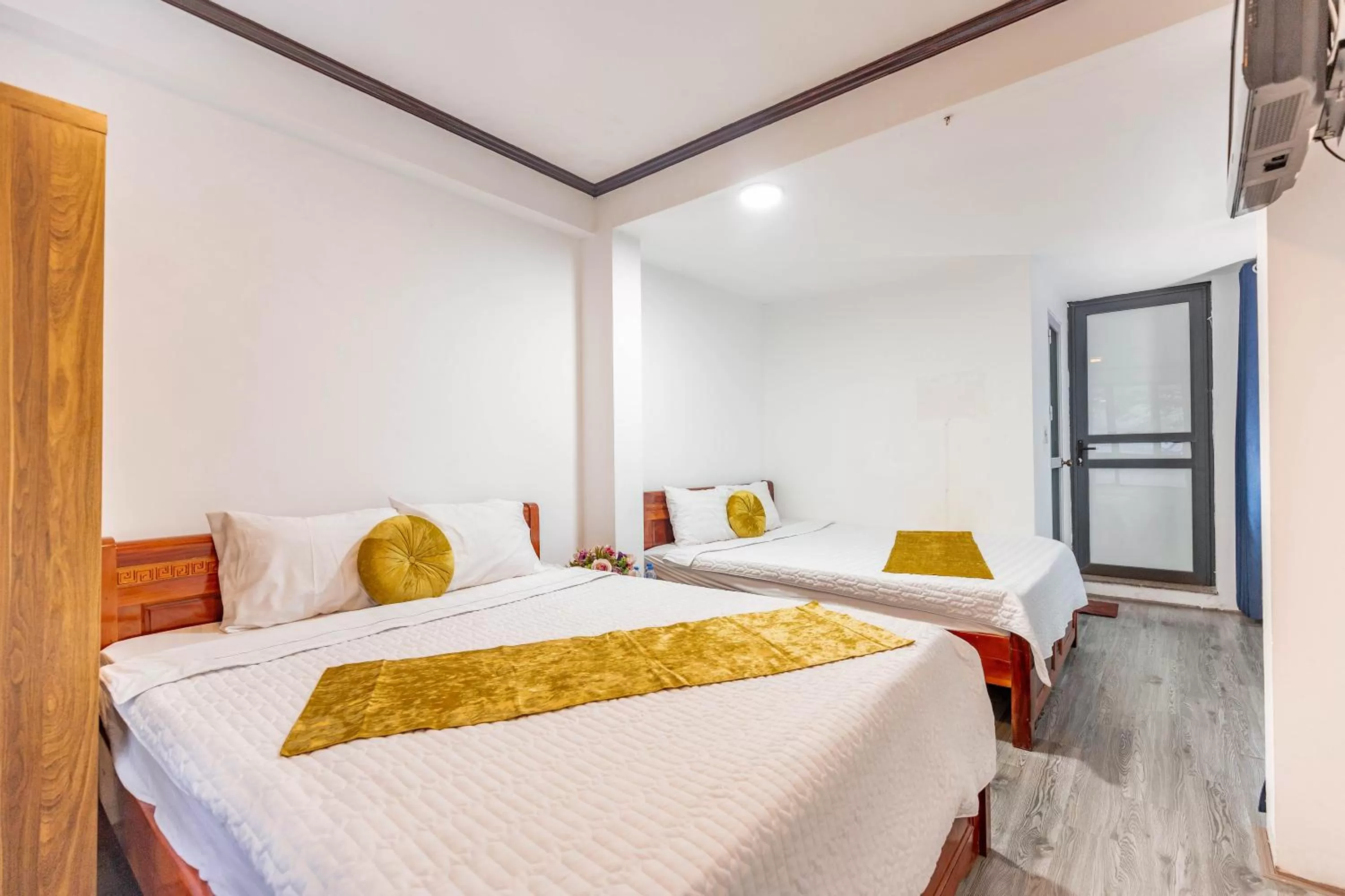 Bed in Hanoi View Legend Hotel