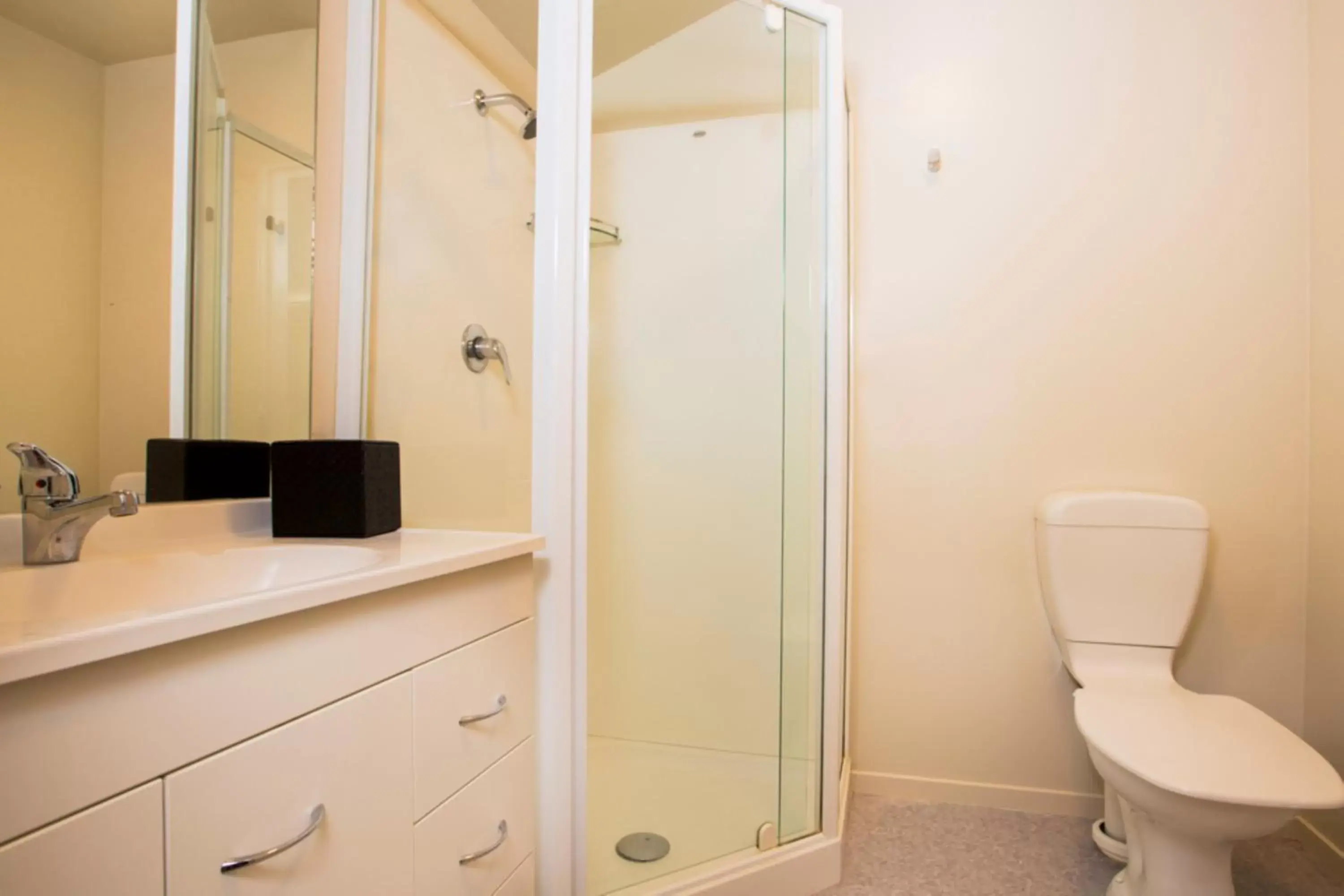 Toilet, Bathroom in Greenlane Suites