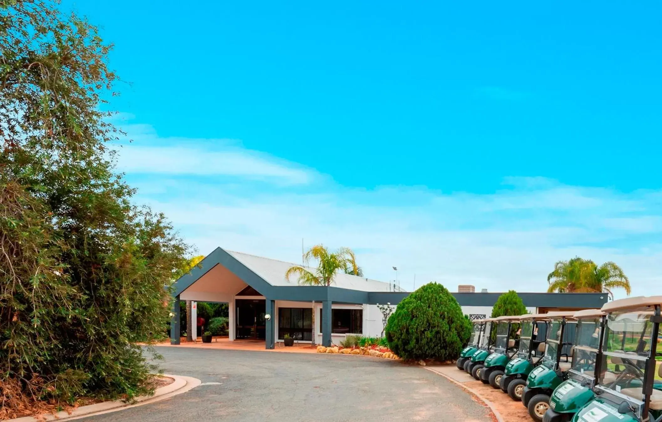 Property building in Comfort Inn & Suites Riverland