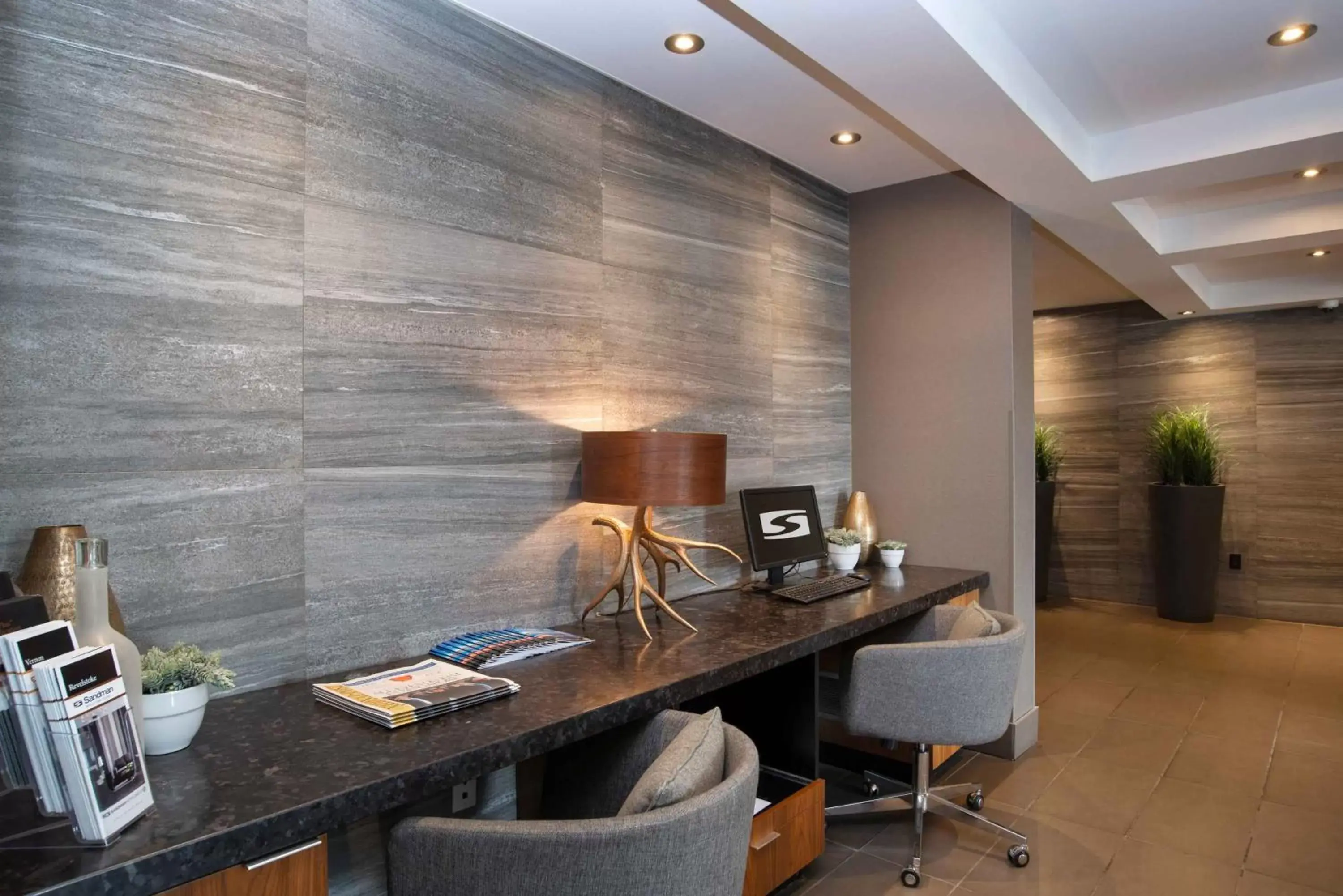 Business facilities in Sandman Hotel Vernon