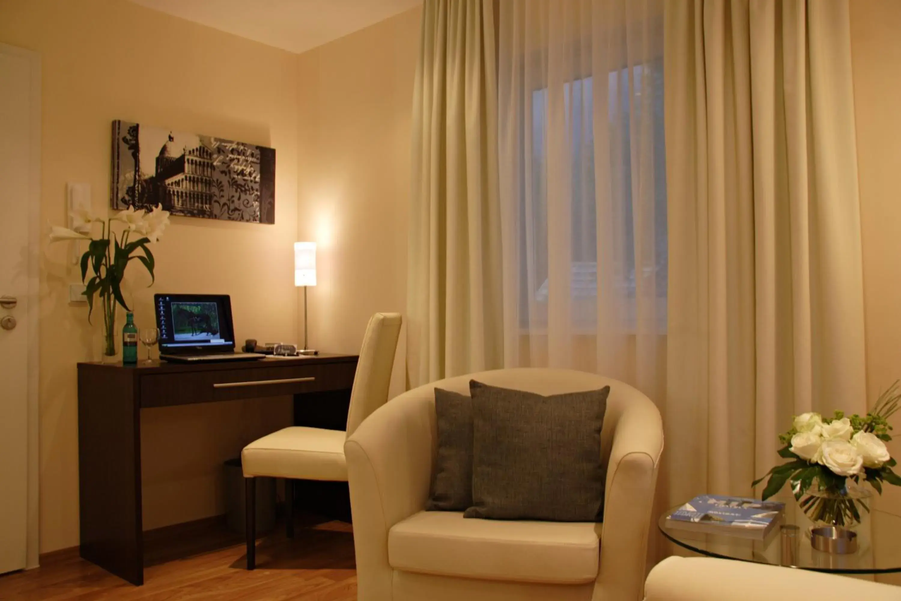 Living room, Seating Area in Hotel Bonjour