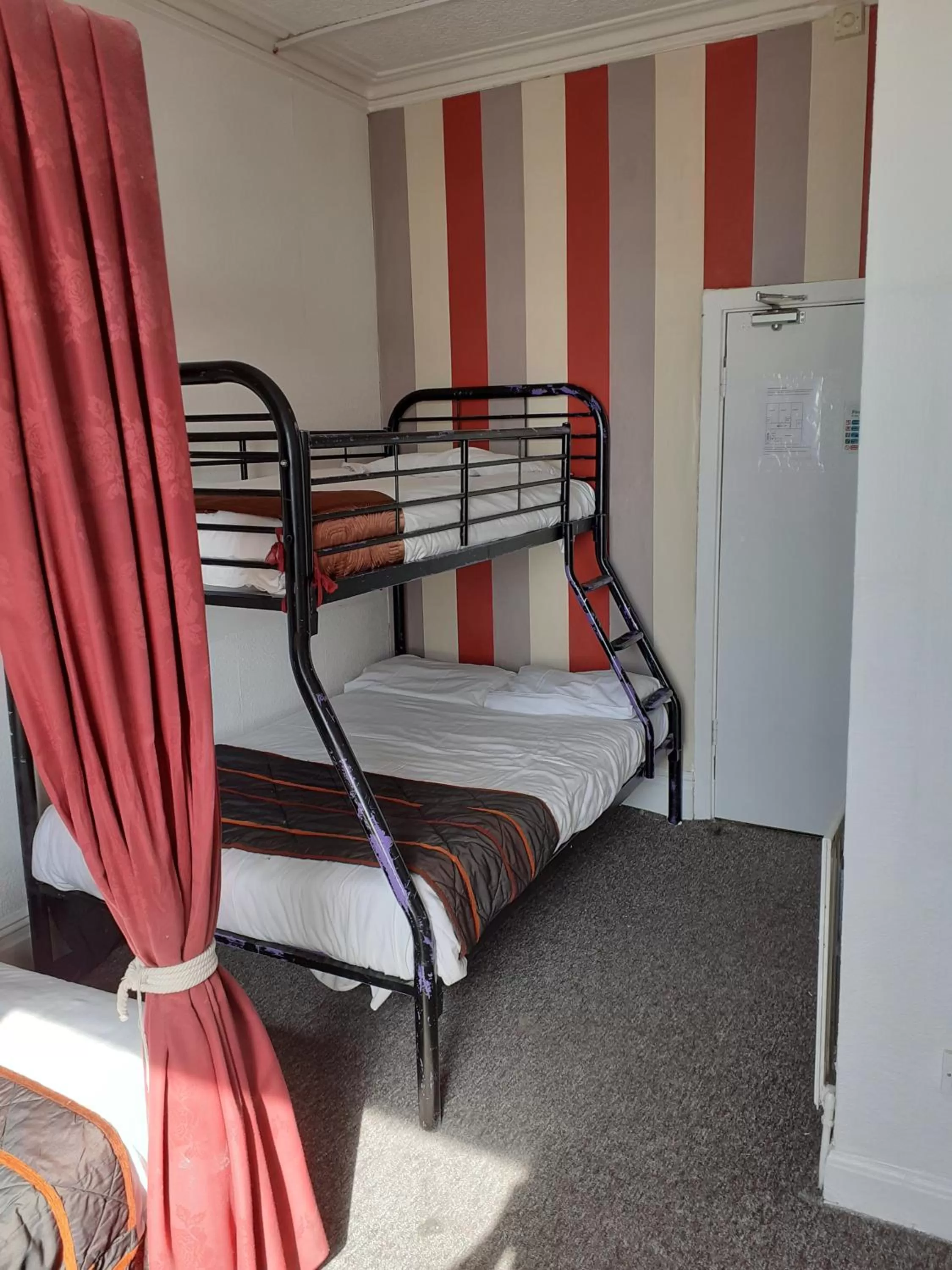 Bunk Bed in The Coastal Bay Hotel