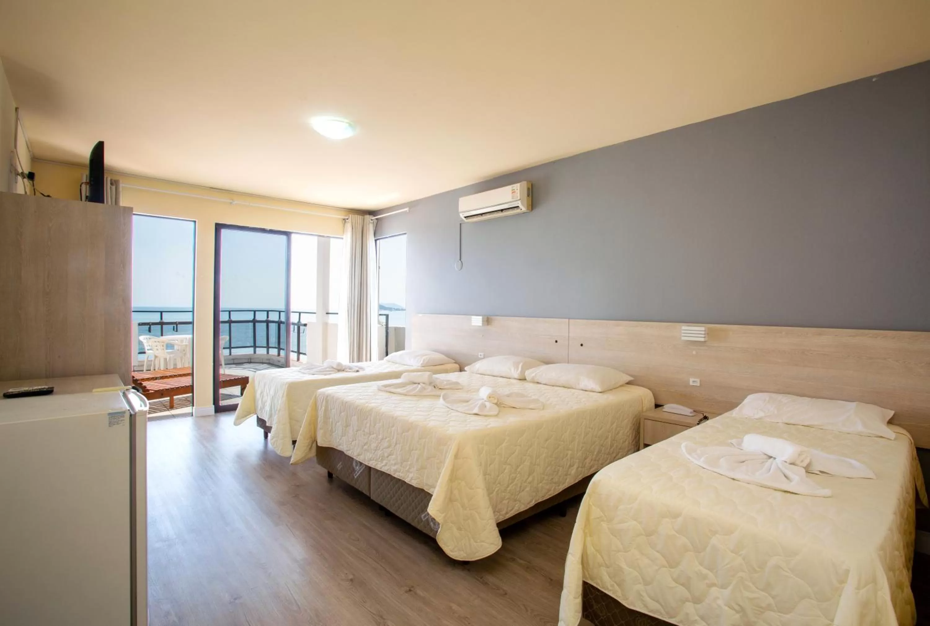 Photo of the whole room, Bed in Hotel Vila Mar