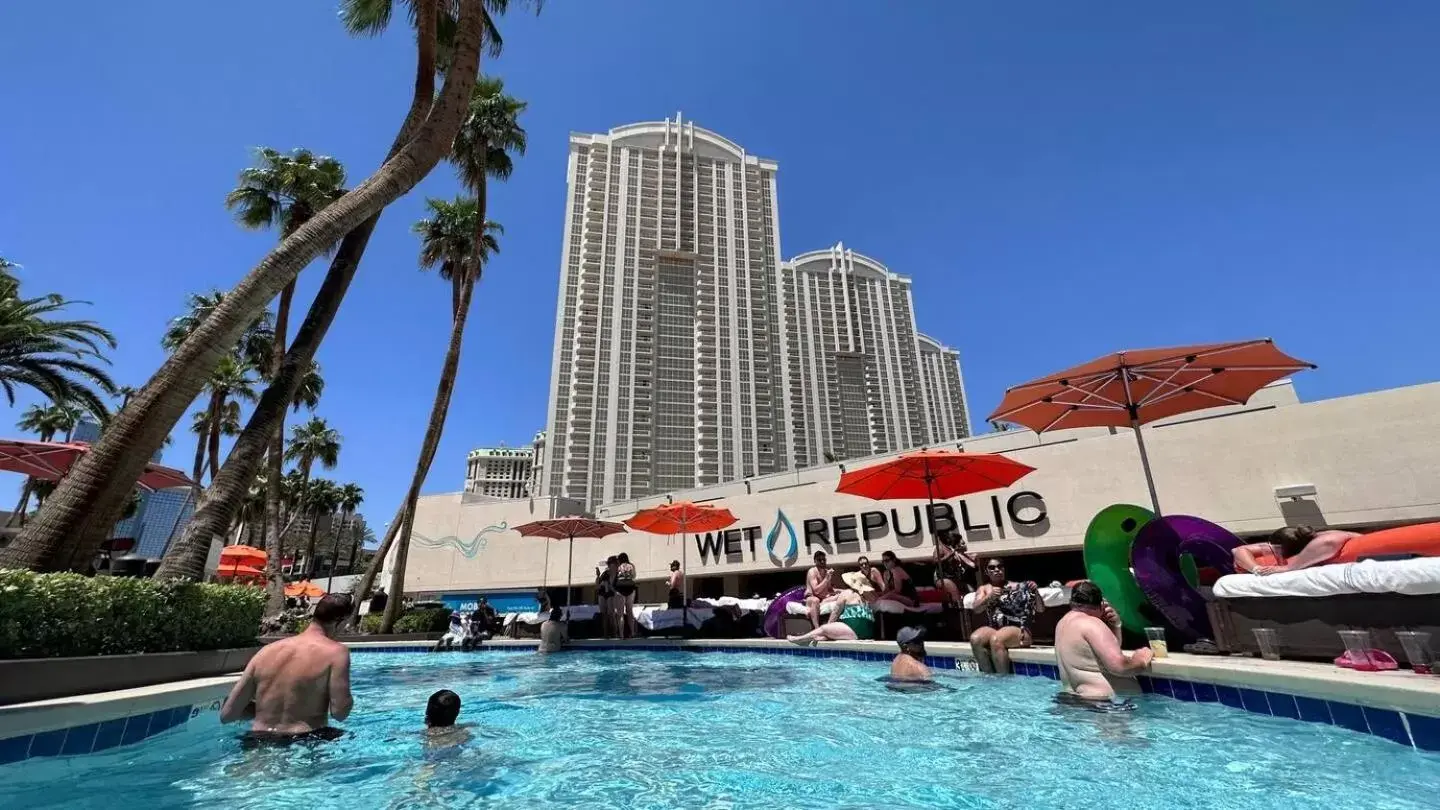 Deluxe King Suite in MGM Signature Towers by FantasticStay Deluxe King Suite in MGM Signature Towers by FantasticStay