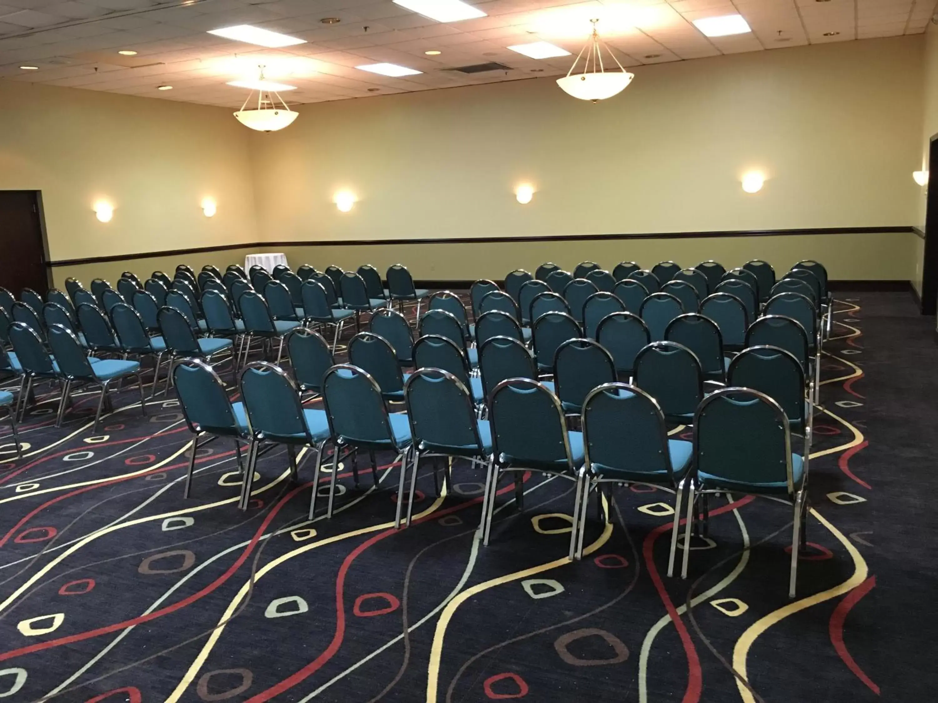 Banquet/Function facilities in Ramada Plaza by Wyndham Charlotte South End Airport