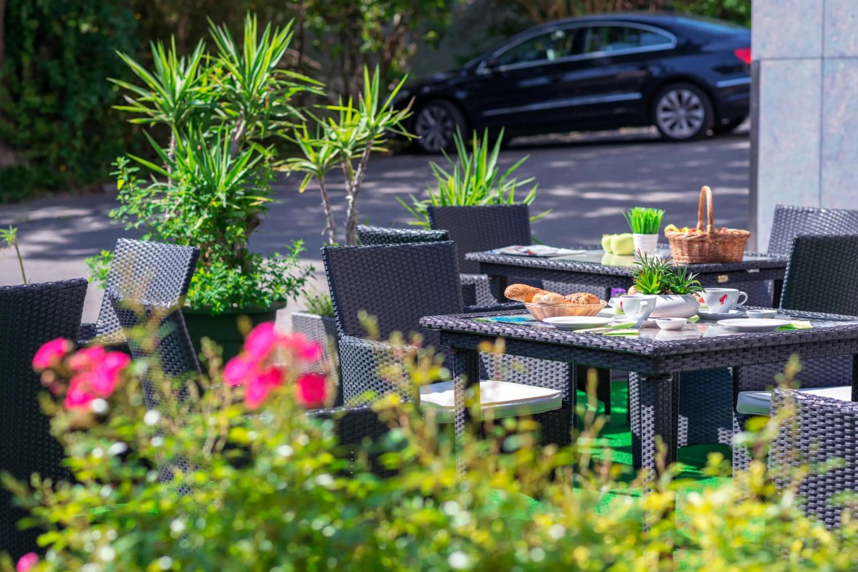 Patio in Hotel Stoiser Graz -Parkplatz inbegriffen!
