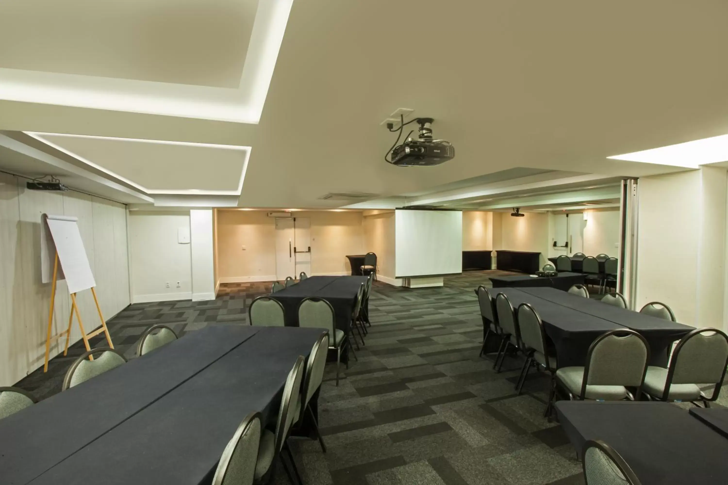 Meeting/conference room in Hotel WZ Jardins