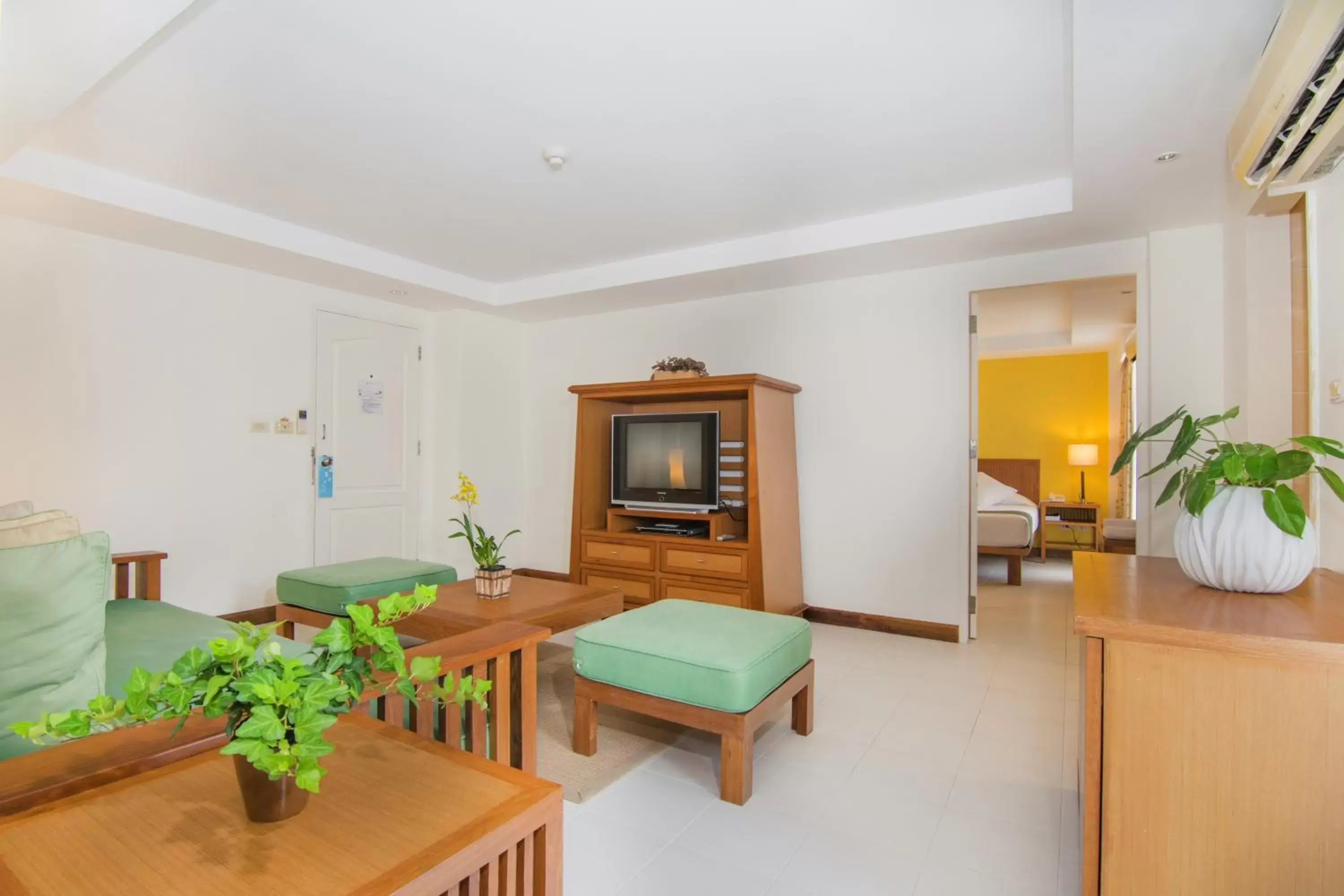 Living room, Seating Area in Veranda Lodge